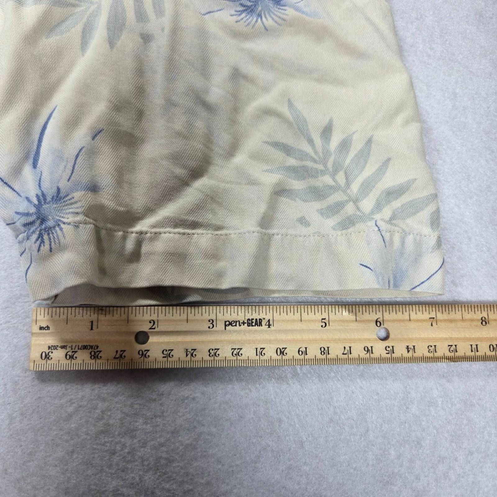 Tommy Bahama Tommy Bahama Men L Cream Tropical Leaf Print 100% Silk Size US L / EU 52-54 / 3 - 12 Thumbnail