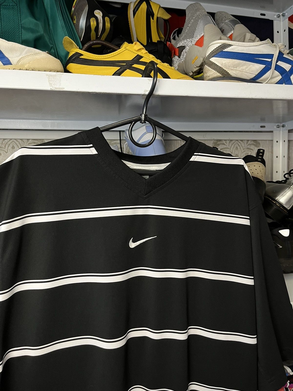 Nike Mens Vintage Nike T-Shirt centre swoosh Rare Size US XL / EU 56 / 4 - 6 Thumbnail