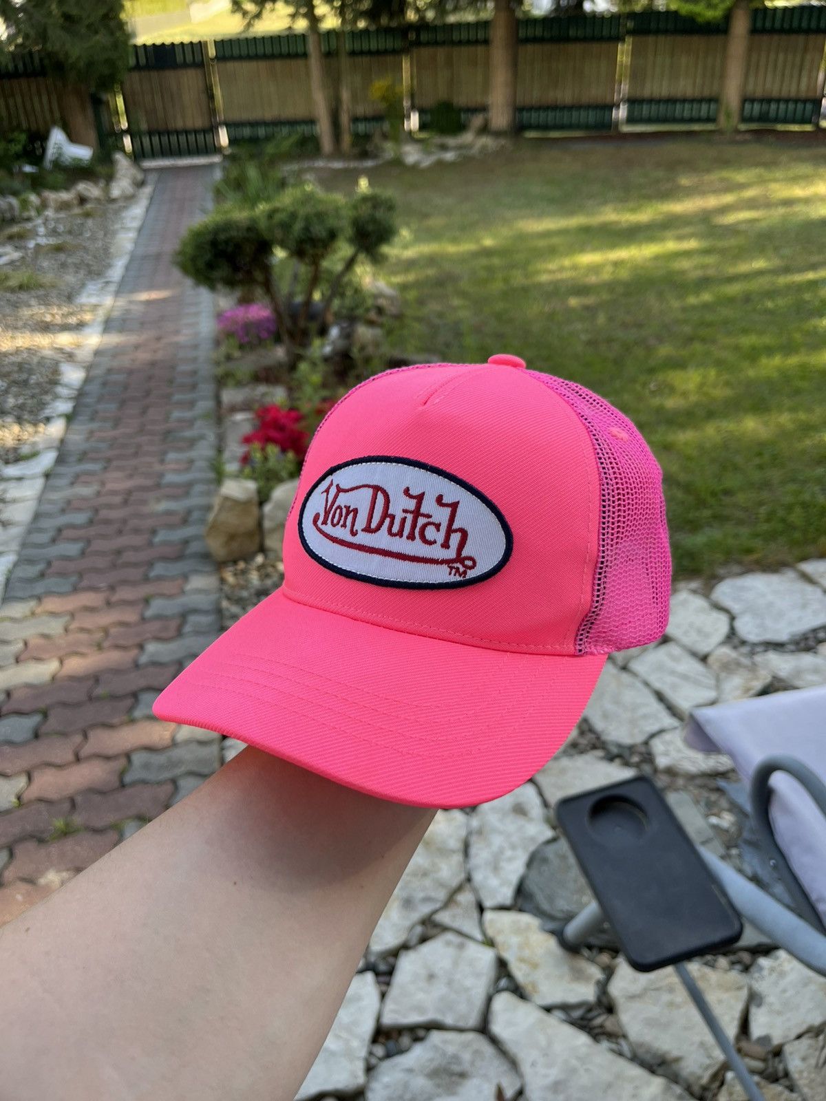 Ed Hardy × Von Dutch Vintage Von Dutch y2k trucker hat mesh cap neon pink Barbie Size ONE SIZE - 16 Thumbnail