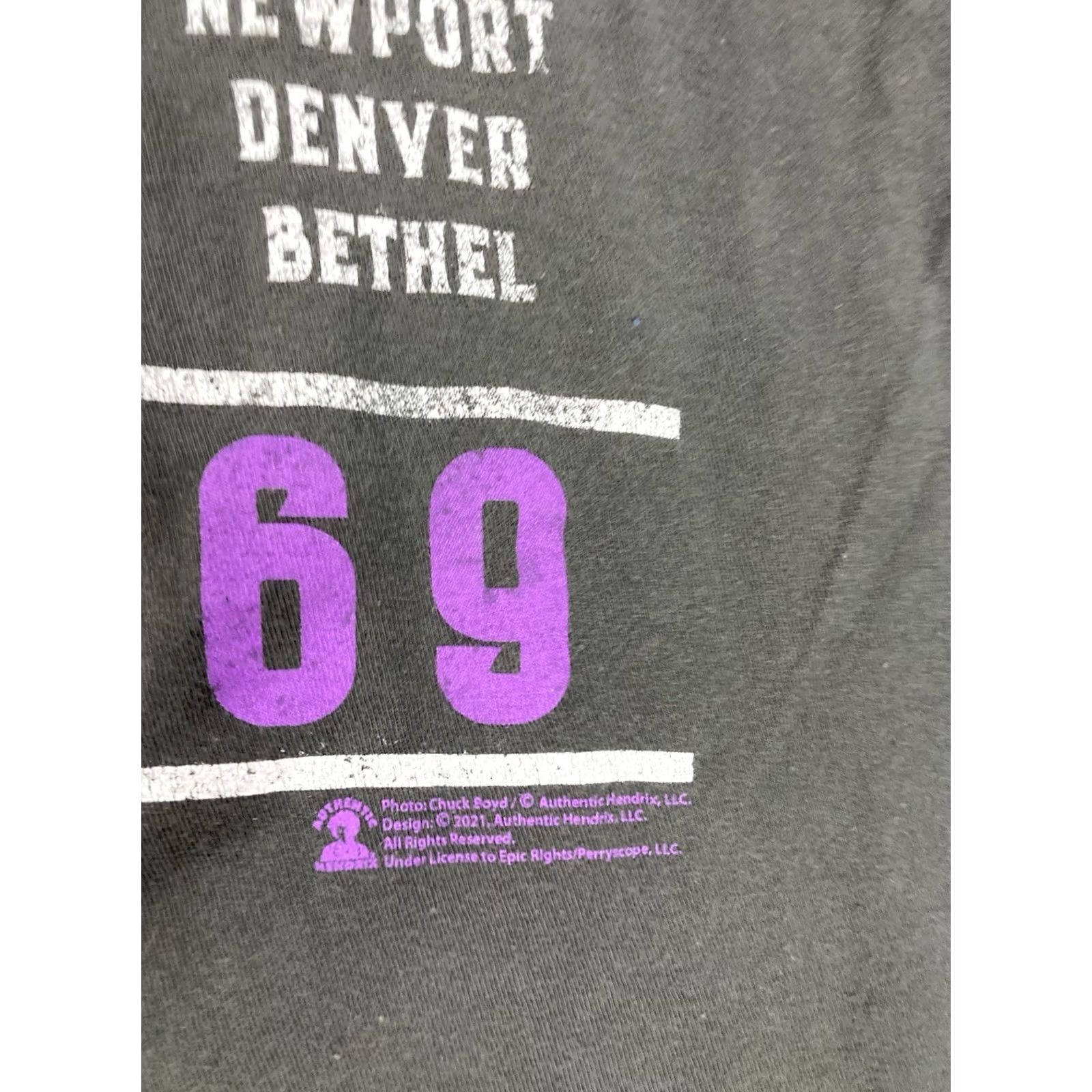 Vintage VINTAGE Jimi Hendrix Live In Concert 1969 Graphic T-shirt Men Medium Gray Music Merch Size US M / EU 48-50 / 2 - 4 Thumbnail