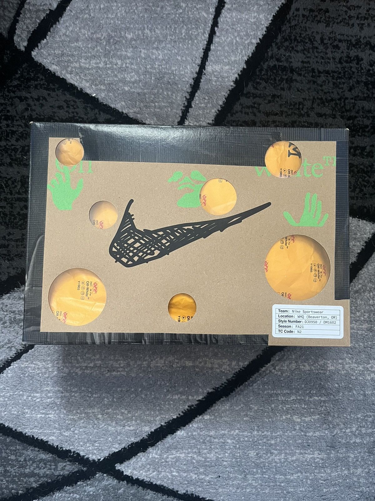 Nike Nike Dunk Low Off-White “Lot 13” Size US 10.5 / EU 43-44 - 9 Thumbnail