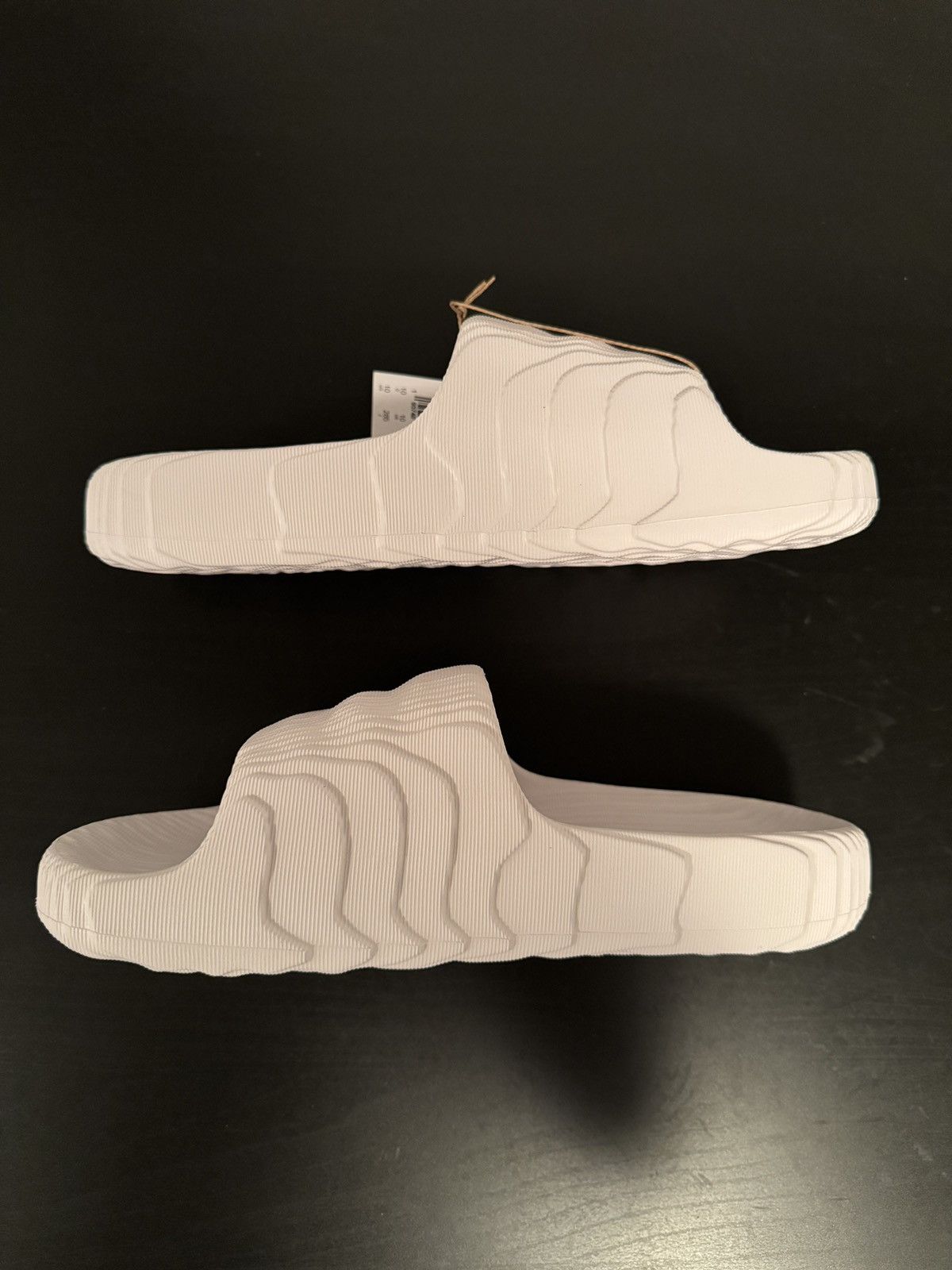 Adidas ADIDAS ADILETTE 22 SLIDES CRYSTAL WHITE Size US 10 / EU 43 - 2 Thumbnail