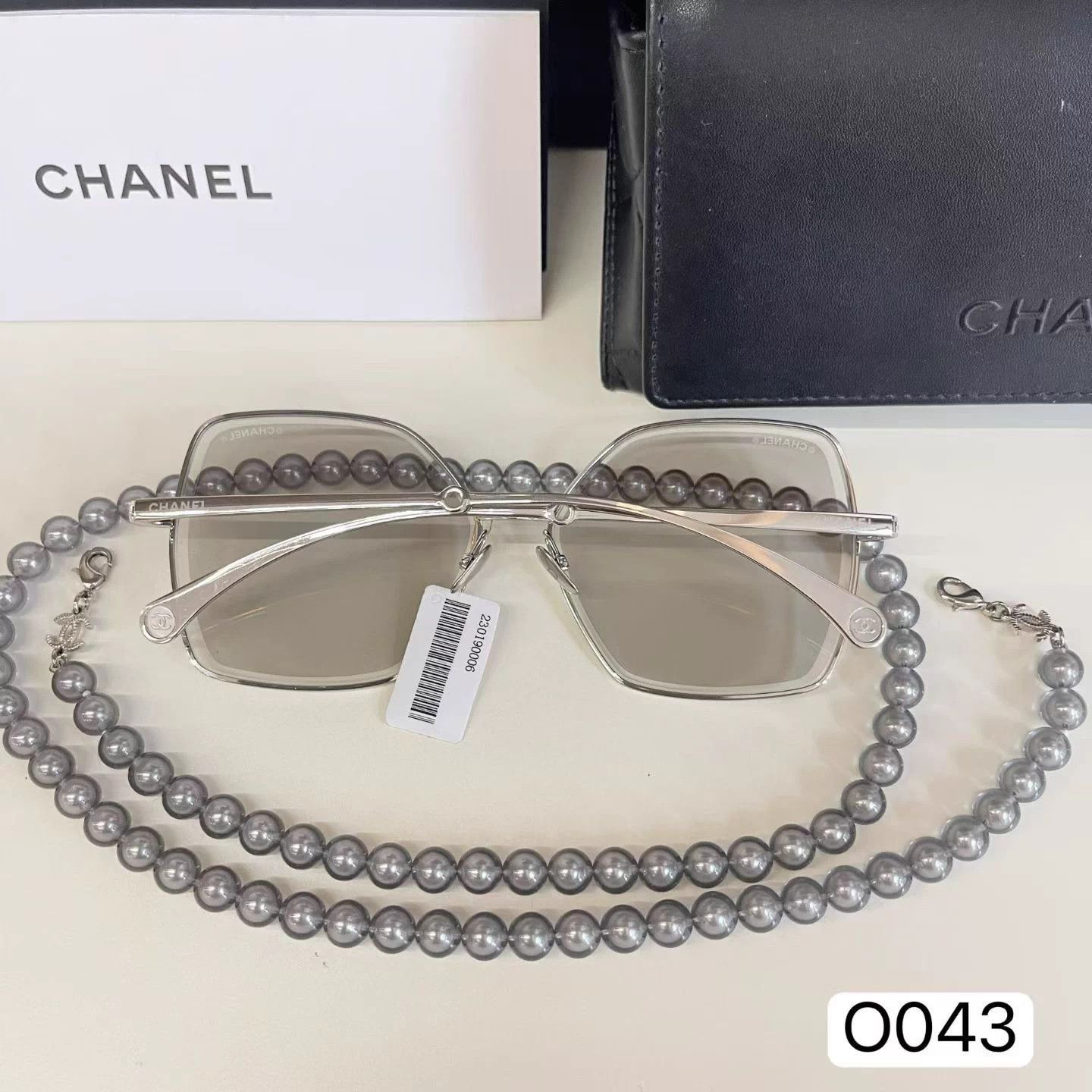 Chanel Chanel Gray Pearl Chain Sunglasses Like New On Sale O043 Size ONE SIZE - 6 Thumbnail