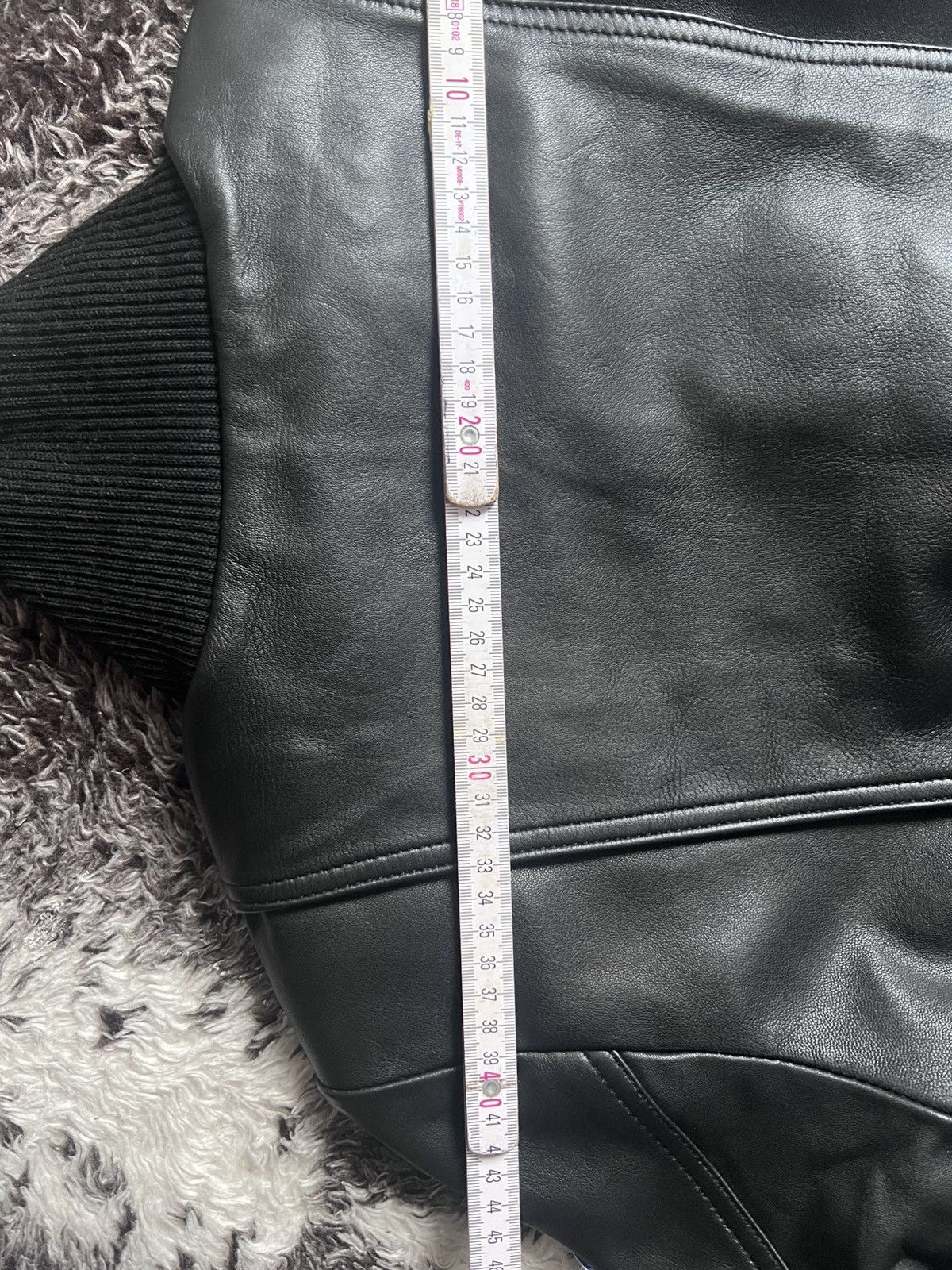 Other Vintage Women’s Leather Bomber Jacket Black with Gun Style Size US S / EU 44-46 / 1 - 10 Thumbnail