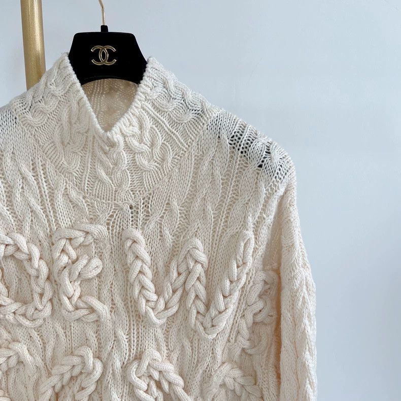 Loewe LOEWE White high collar sweater Size M / US 6-8 / IT 42-44 - 3 Thumbnail
