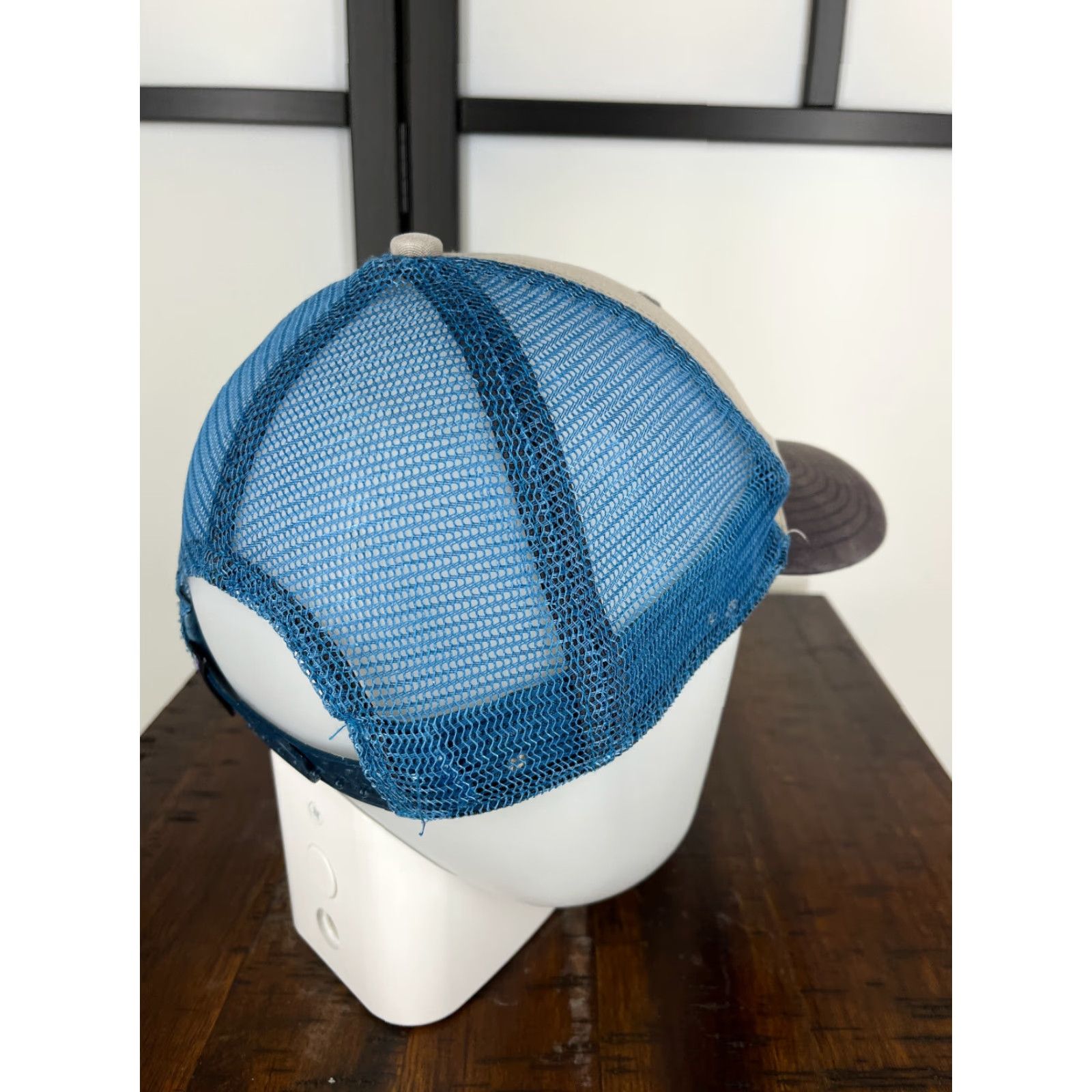 Patagonia Patagonia Hat Cap Snap Back Adult One Size Beige Blue Ventura CA Trucker Duck Cap Hat Twill Cotton Polyester Shoes? Size ONE SIZE - 7 Thumbnail