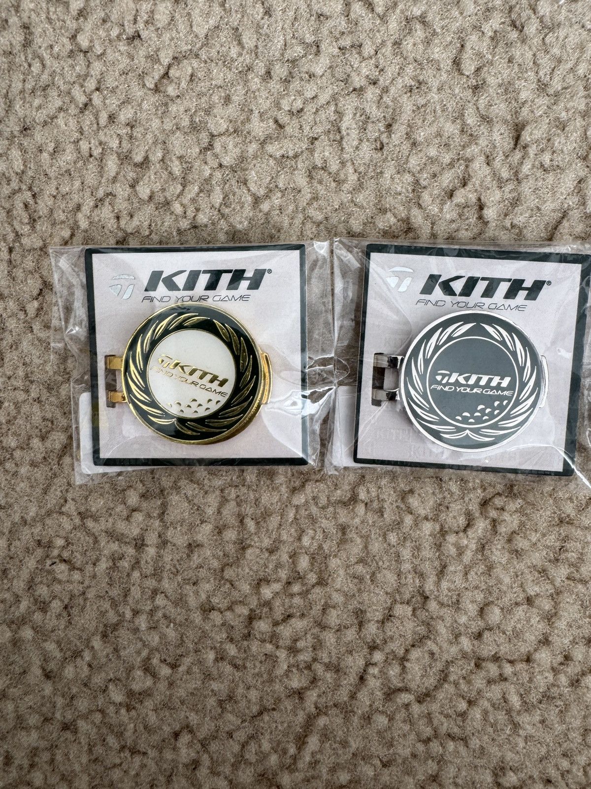Kith × TaylorMade Kith x Taylormade Ball Marker Hat Clip set of 4 Size ONE SIZE - 2 Thumbnail