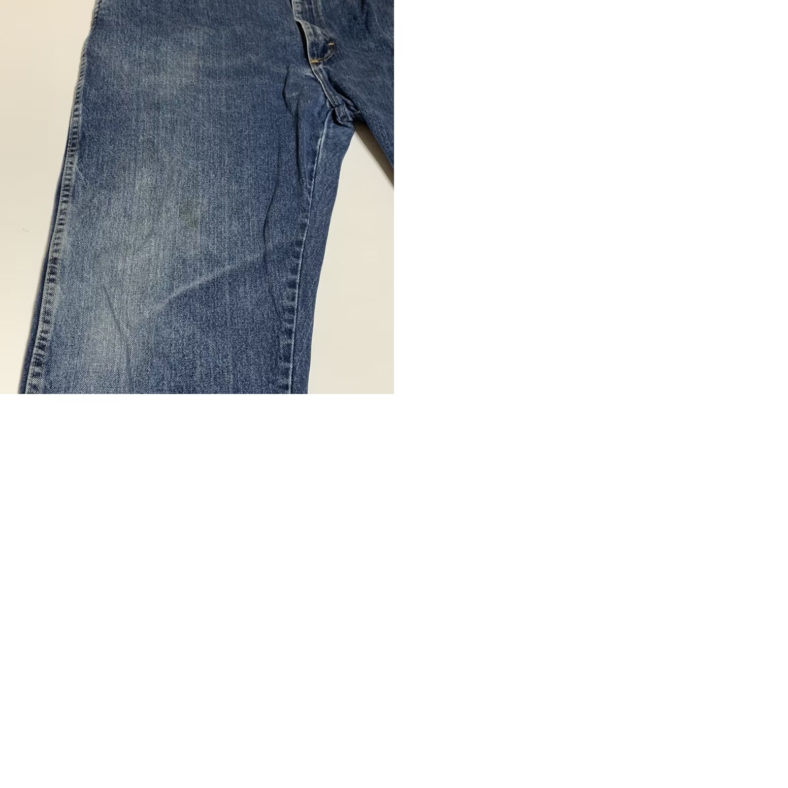 Wrangler VINTAGE Wrangler Rugged Wear Jeans 40x30 Blue Denim Distressed Classic Fit Mens Jeans Size US 40 / EU 56 - 9 Thumbnail