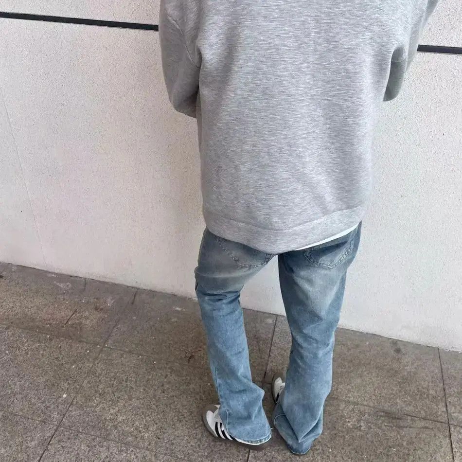 Japanese Brand Retro loose washed micro flared jeans Size US 32 / EU 48 - 4 Thumbnail