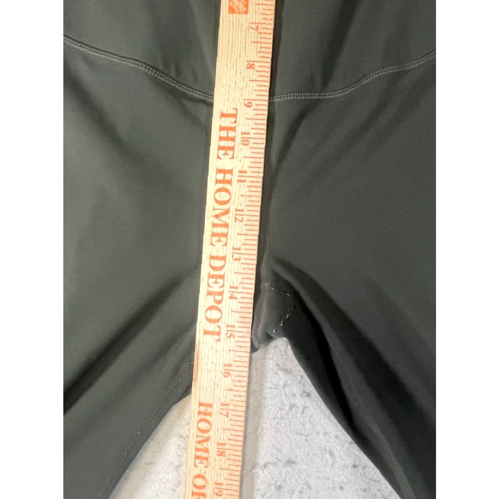 Fabletics Fabletics Leggings Women XS Military Green Athletic Pockets Activewear Size 26" / US 2 / IT 38 - 4 Thumbnail