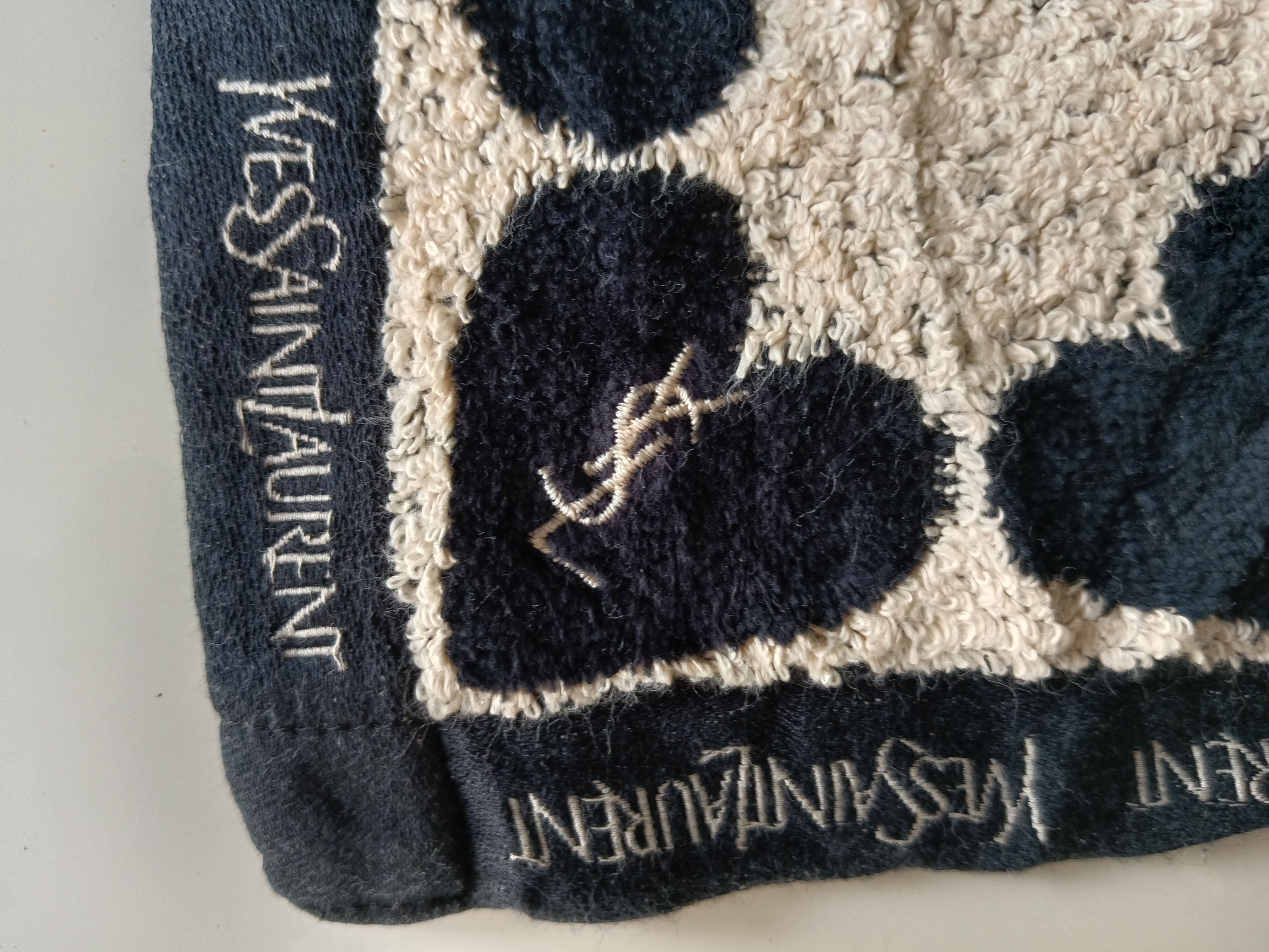 Vintage × Yves Saint Laurent YSL black LOVE hand towel Size ONE SIZE - 1 Thumbnail