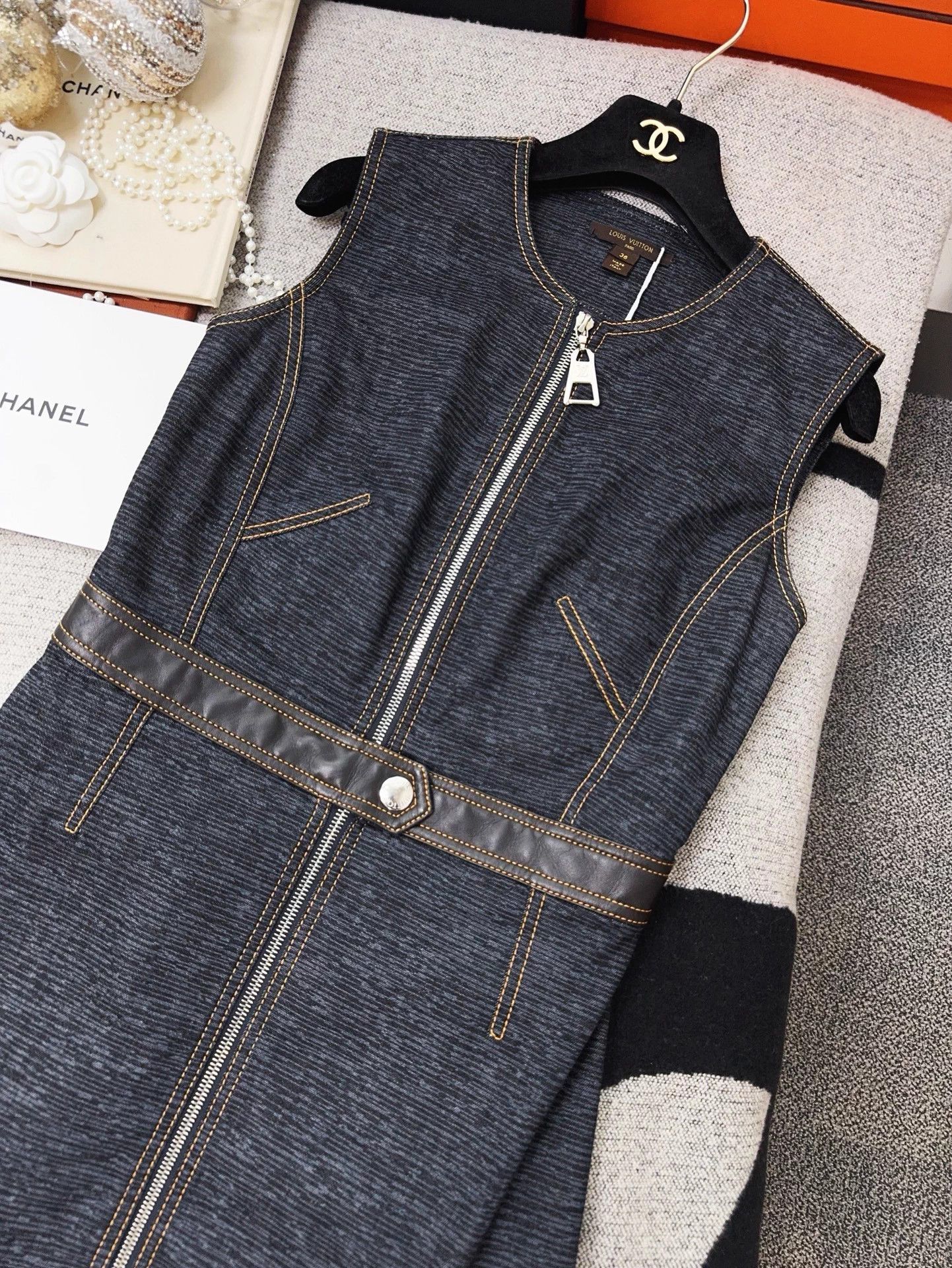 Louis Vuitton LV navy cami waist-cinched denim dress 36 Size XS / US 0-2 / IT 36-38 - 5 Thumbnail