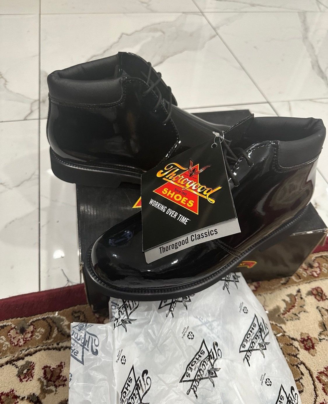 Thorogood New THOROGOOD US MEN'S POROMERIC ACADEMY HIGH GLOSS CHUKKA Size US 9 / EU 42 - 2 Thumbnail