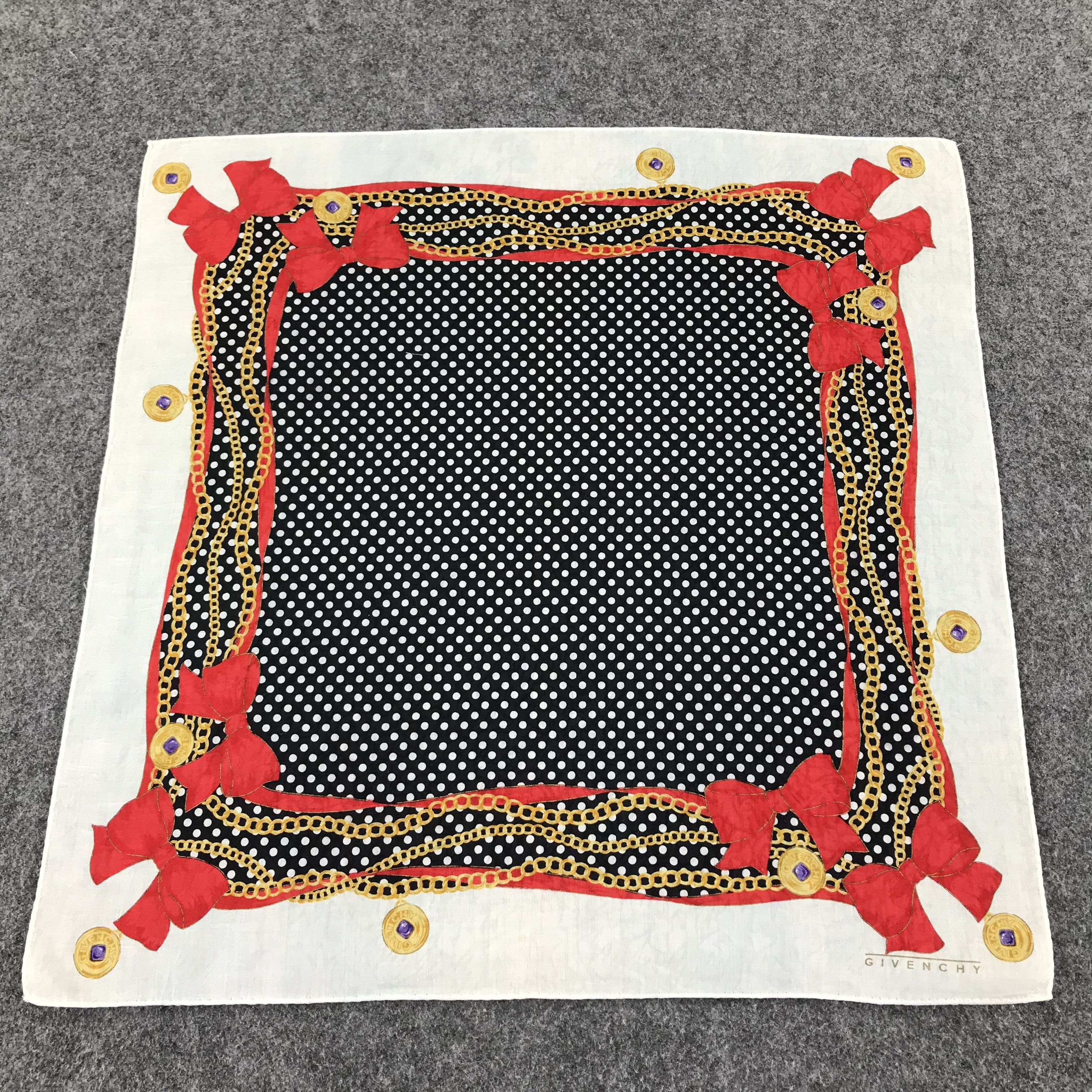 Givenchy Givenchy Luxury Handkerchief Neckerchief Bandana H398 Size ONE SIZE - 4 Thumbnail