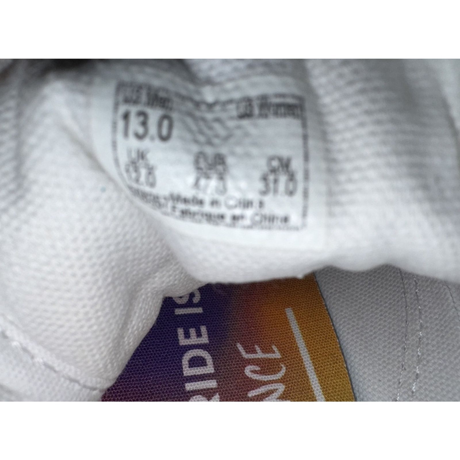 Vans VANS OLD SKOOL PRIDE RAINBOW SKATE SNEAKER White Rainbow EUC Size US 12 / IT 42 - 7 Thumbnail