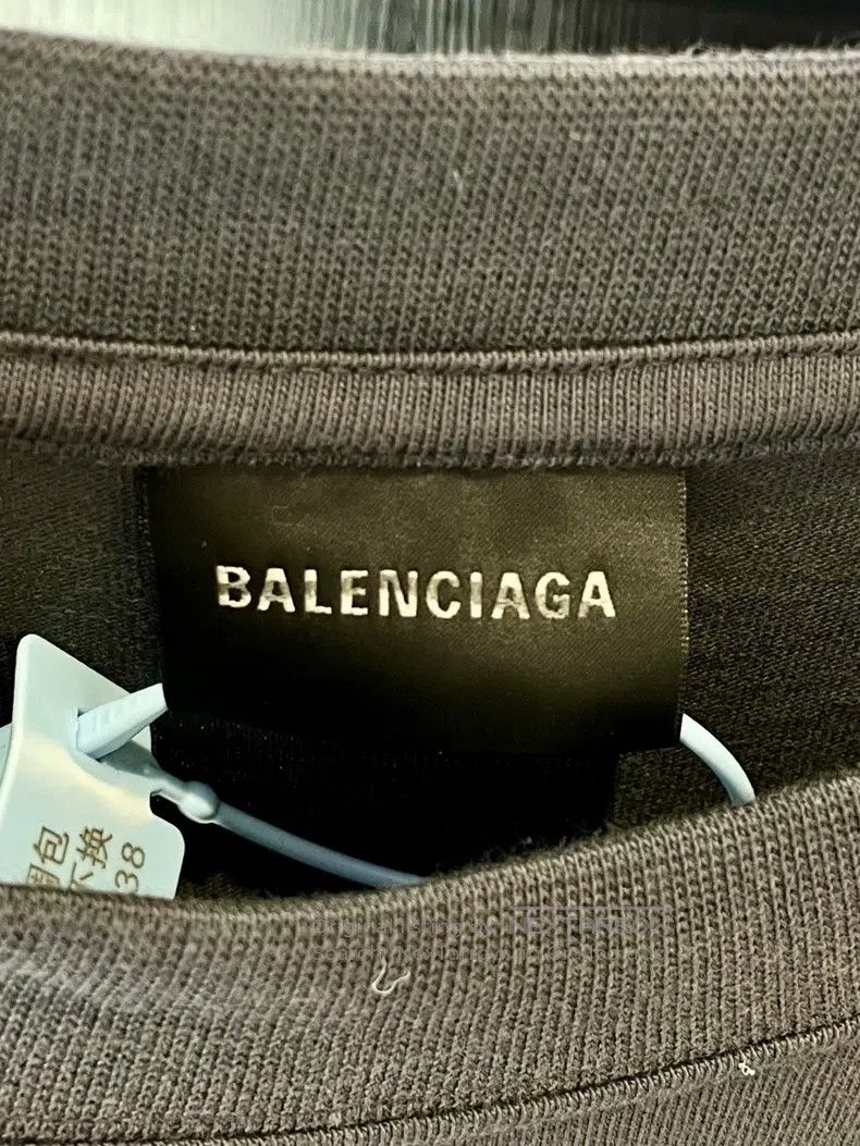 Balenciaga Balenciaga White Coke Embroidered Black and Grey Short Sle Size US L / EU 52-54 / 3 - 4 Thumbnail