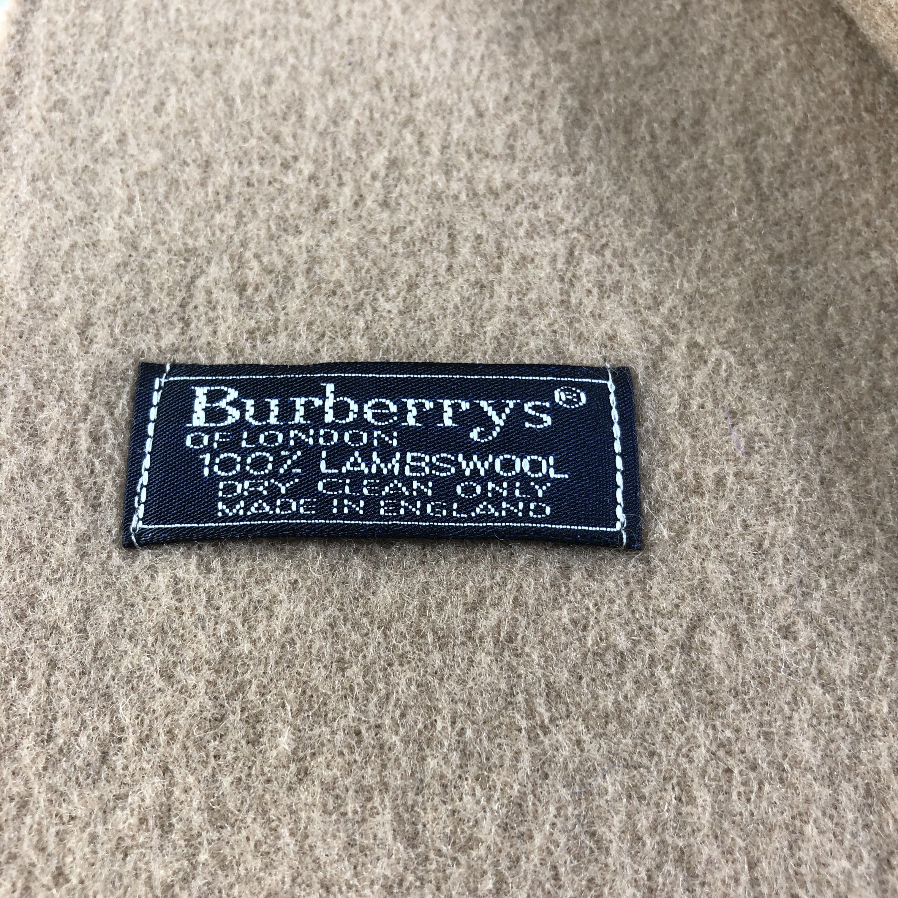 Burberry Burberrys Plain Tan Wool Scarf Muffler V1648 Size ONE SIZE - 5 Thumbnail