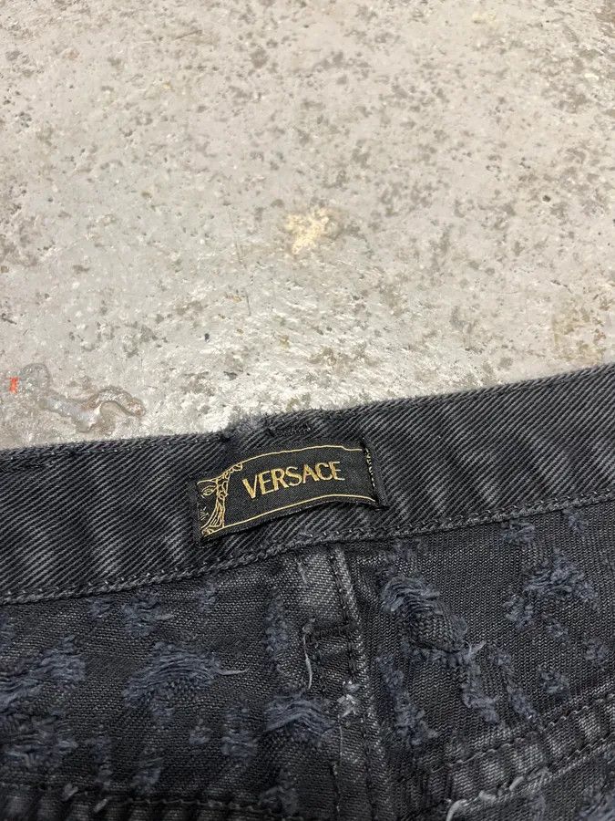 Versace SS2005 Versace Black Distressed Effect Denim Jeans Size US 30 / EU 46 - 12 Thumbnail