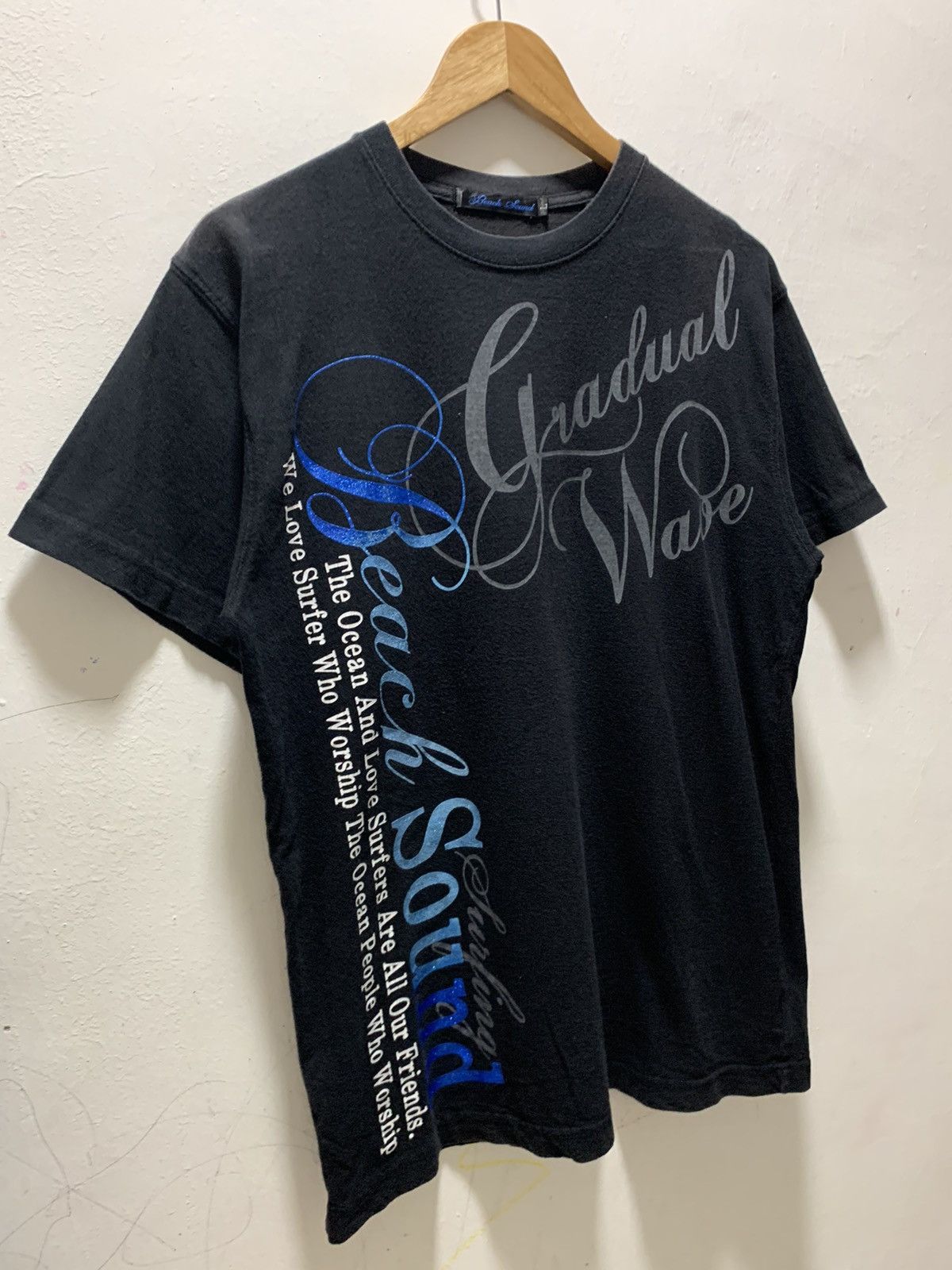 Japanese Brand Sound Wave Surfing Beach Poem Large Tshirt Size US L / EU 52-54 / 3 - 8 Thumbnail