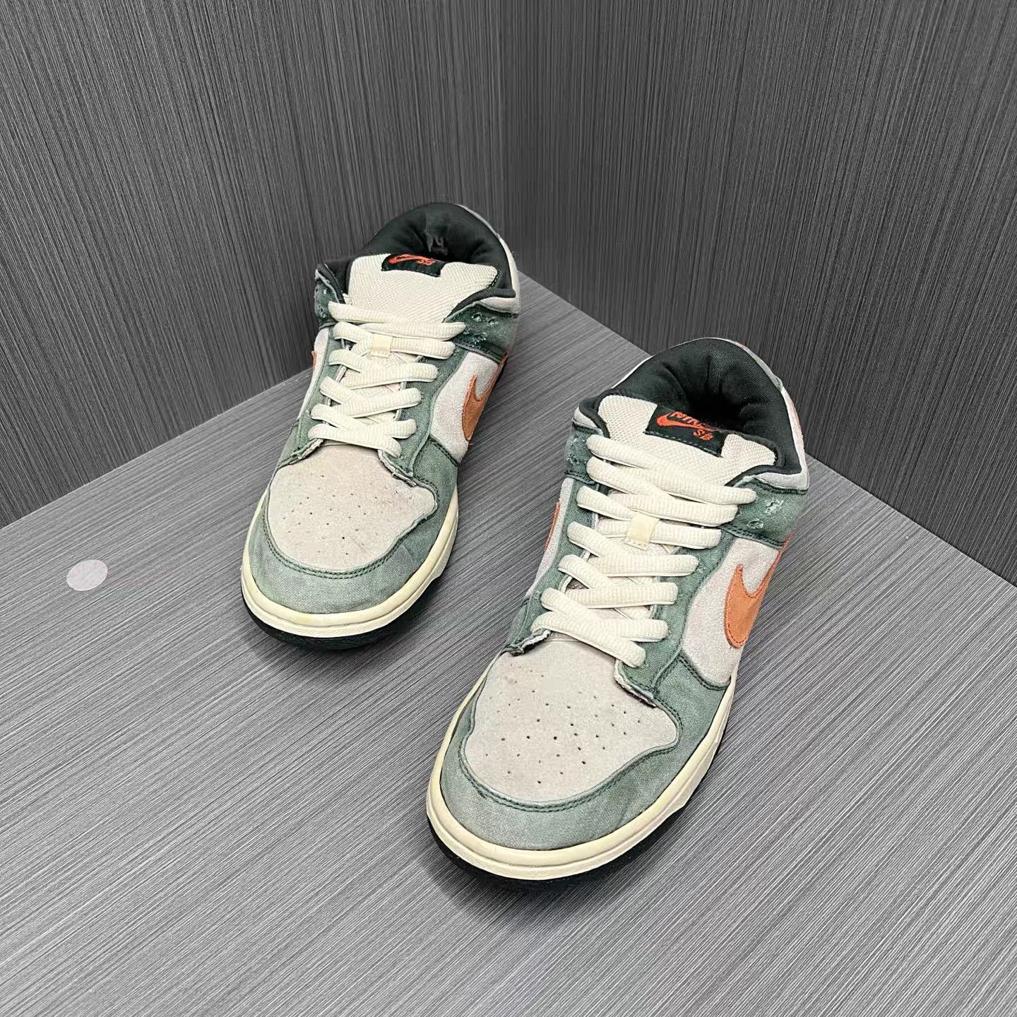 Nike Nike Dunk SB Low Eire Skate Shoes K15 Size US 11 / EU 44 - 1 Thumbnail