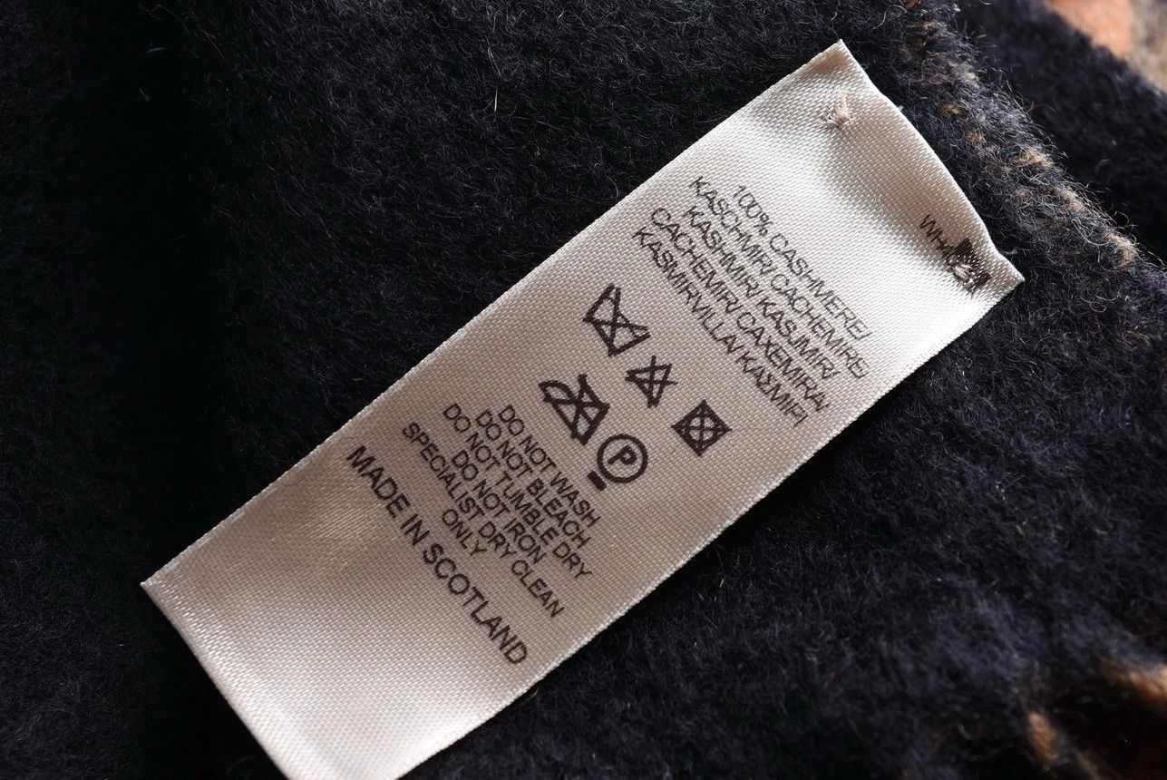 Burberry Burberry London Nova Check 100% Cashmere Scarf Size ONE SIZE - 5 Thumbnail