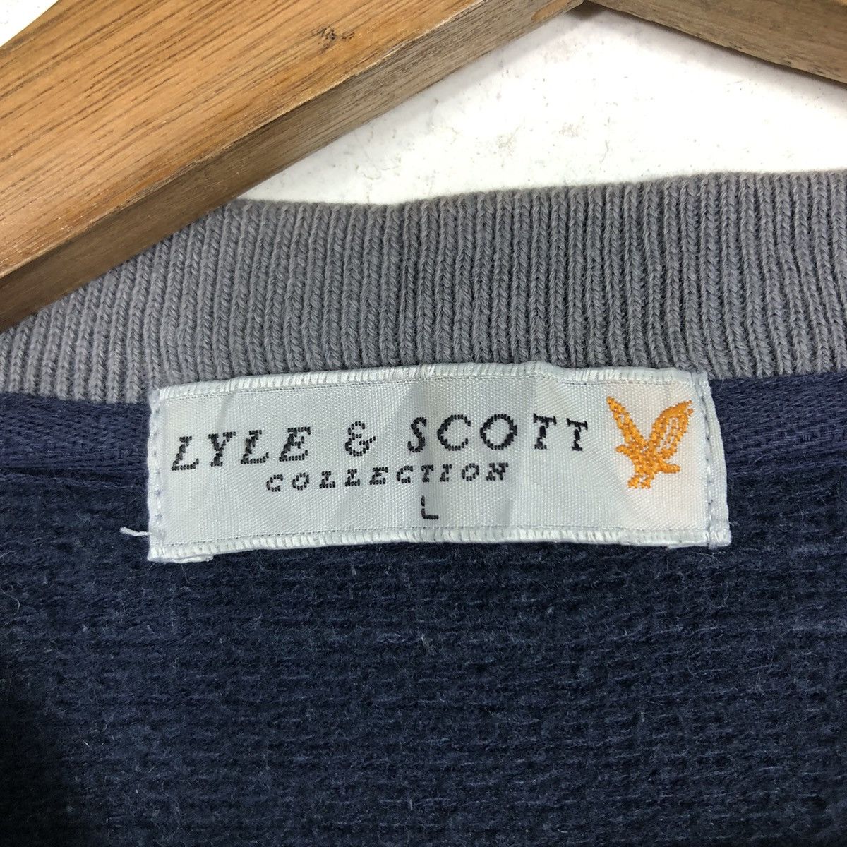 Japanese Brand × Vintage 📌Vintage Sweatshirt Lyle & Scott Big Logo Embroidered Size US L / EU 52-54 / 3 - 14 Thumbnail