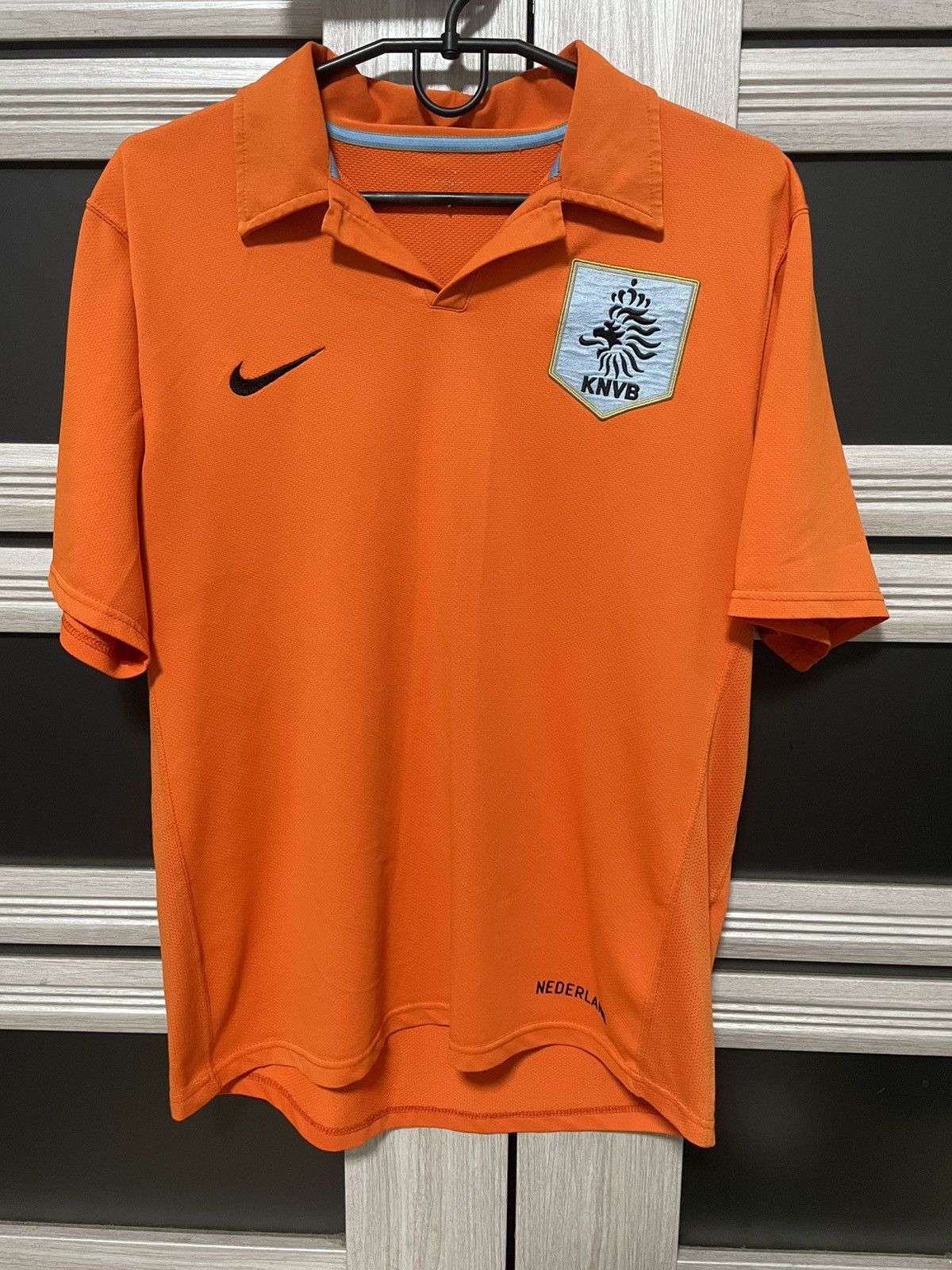 Nike × Vintage Vintage Nike Netherland 2006 2007 Soccer Jersey Home Kit Size US L / EU 52-54 / 3 - 1 Thumbnail