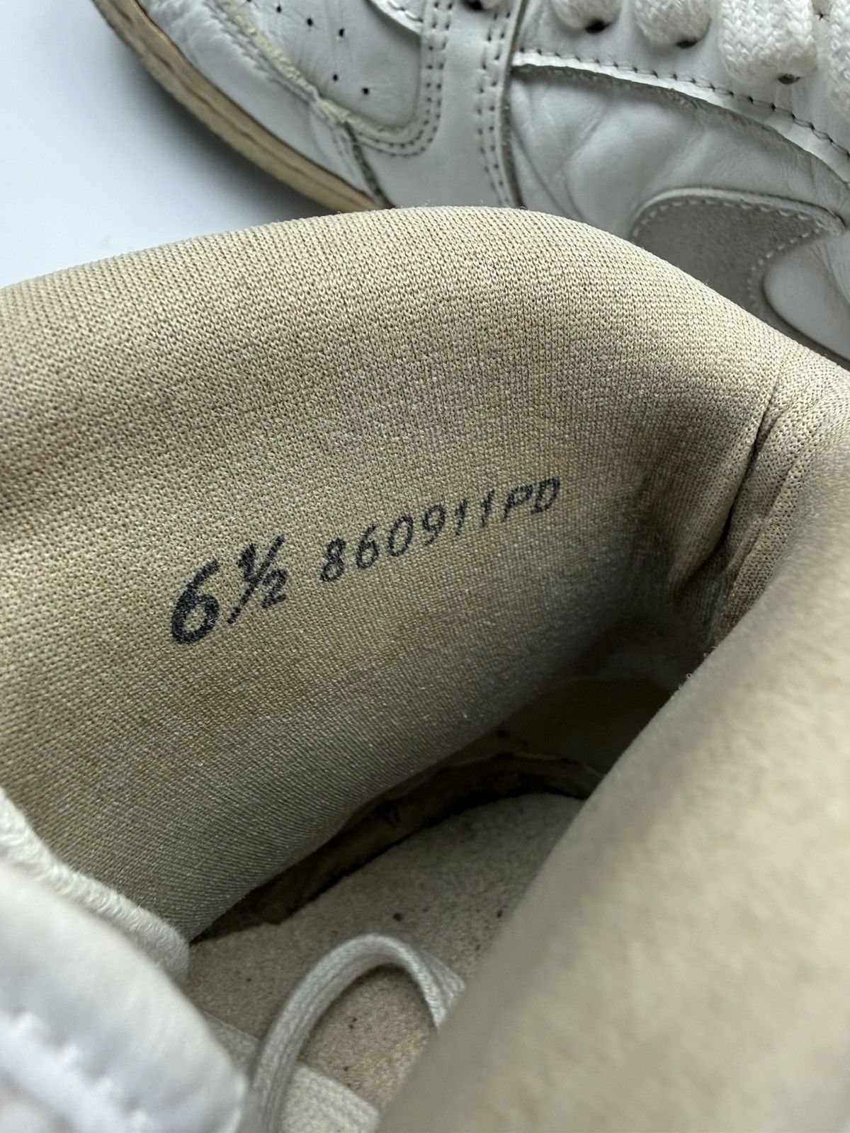 Nike 1986 Nike Convention High Size US 6.5 / EU 39-40 - 10 Thumbnail