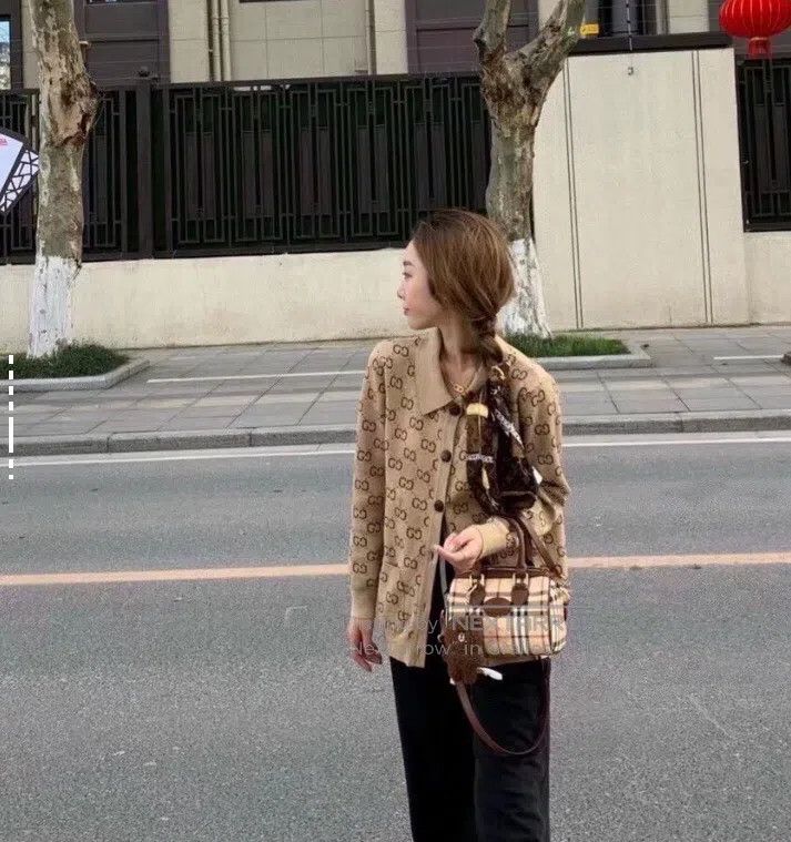 Gucci Gucci Dark brown logo jacquard full print wool lapel singl Size S / US 4 / IT 40 - 7 Thumbnail