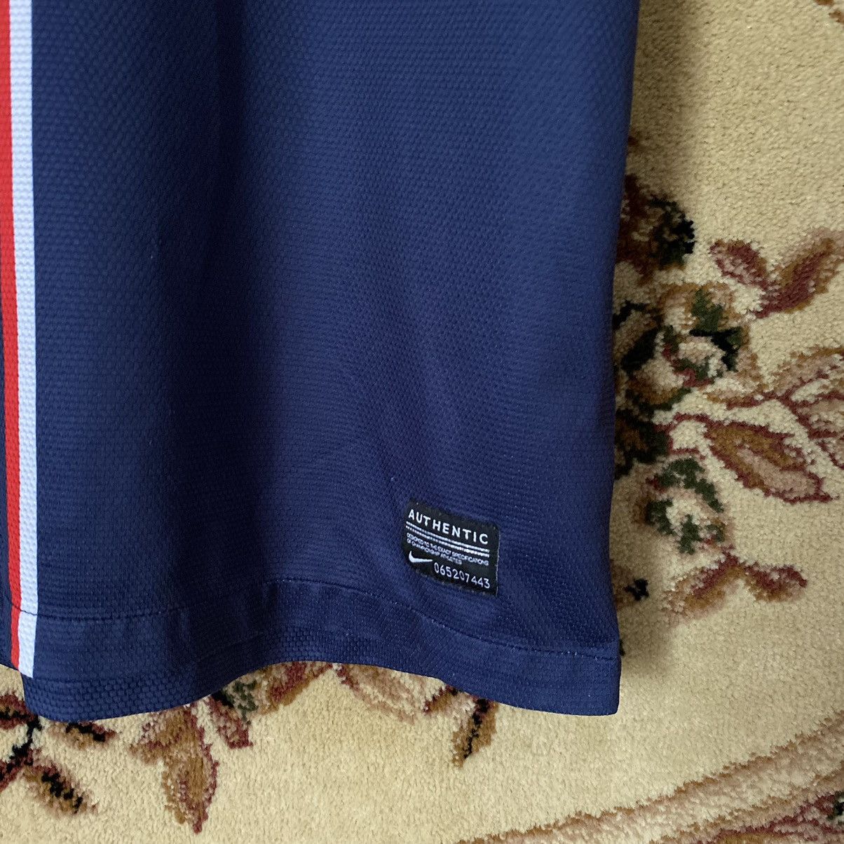 Nike PSG Nike Paris Saint-Germain 2015-16 Home Kit Soccer Jersey Size US L / EU 52-54 / 3 - 5 Thumbnail