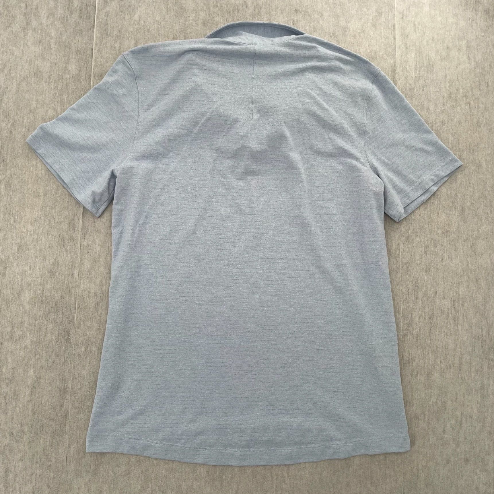 Lululemon VINTAGE Lululemon Polo Shirt Men Small Short Sleeve Activewear Blue 90s Athleisure Size US S / EU 44-46 / 1 - 2 Thumbnail