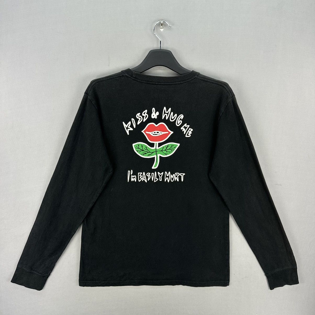 X-Girl X-GIRL kiss & Hug Me I'm Basily Hurt Longsleeve Tee Size M / US 6-8 / IT 42-44 - 4 Thumbnail