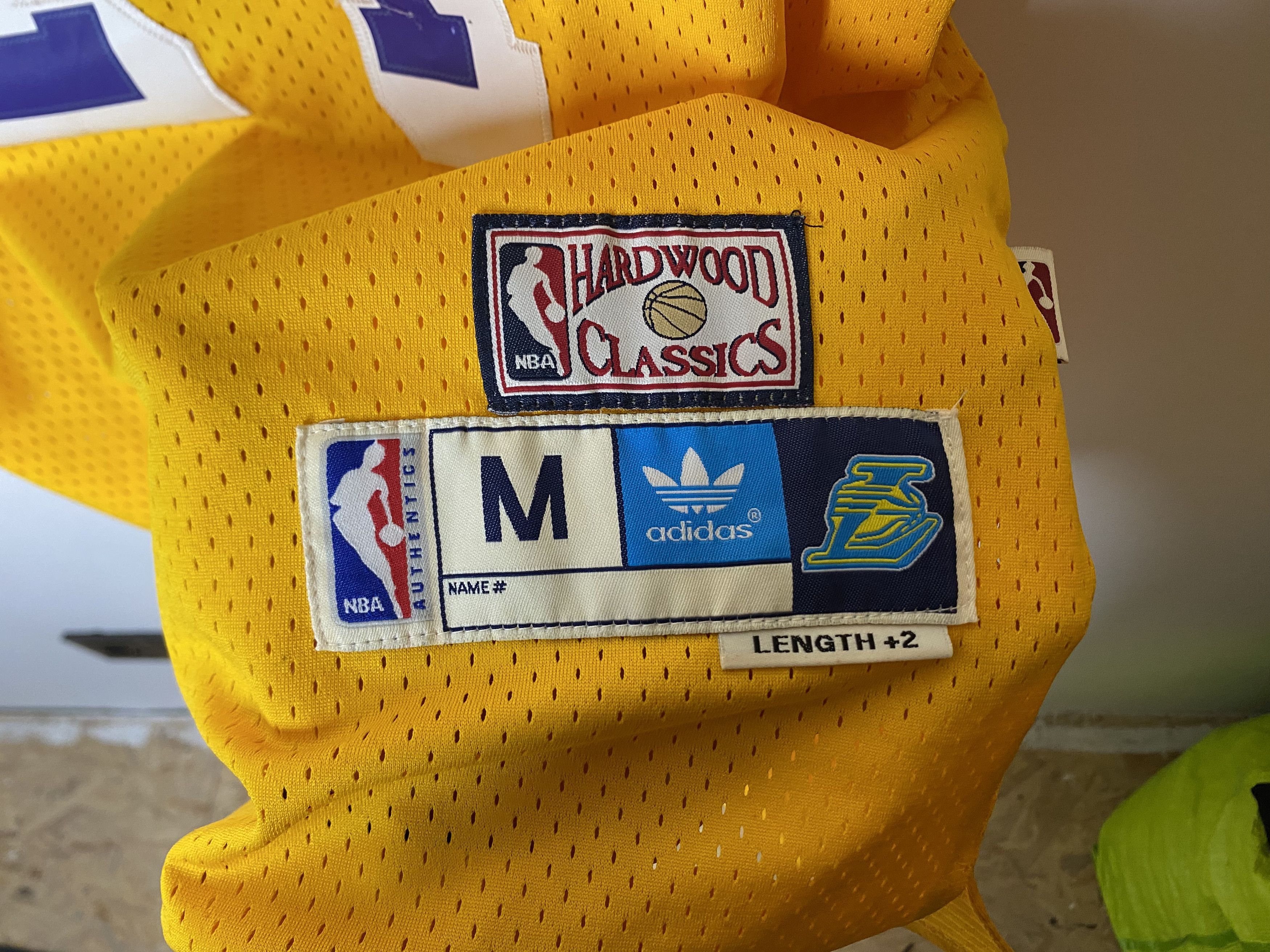 Adidas BRYANT #24 LOS ANGELES LAKERS NBA BASKETBALL SHIRT JERSEY Size US M / EU 48-50 / 2 - 5 Thumbnail