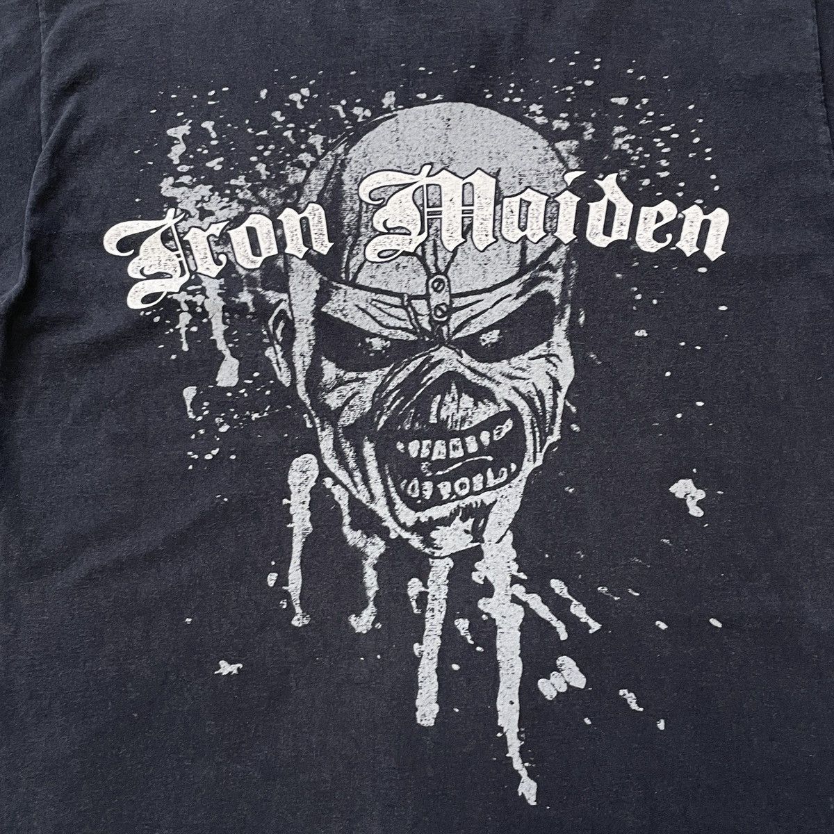 Band Tees × Iron Maiden Iron Maiden The Crooper 2011 T-Shirt Size XXL Size US XXL / EU 58 / 5 - 15 Thumbnail