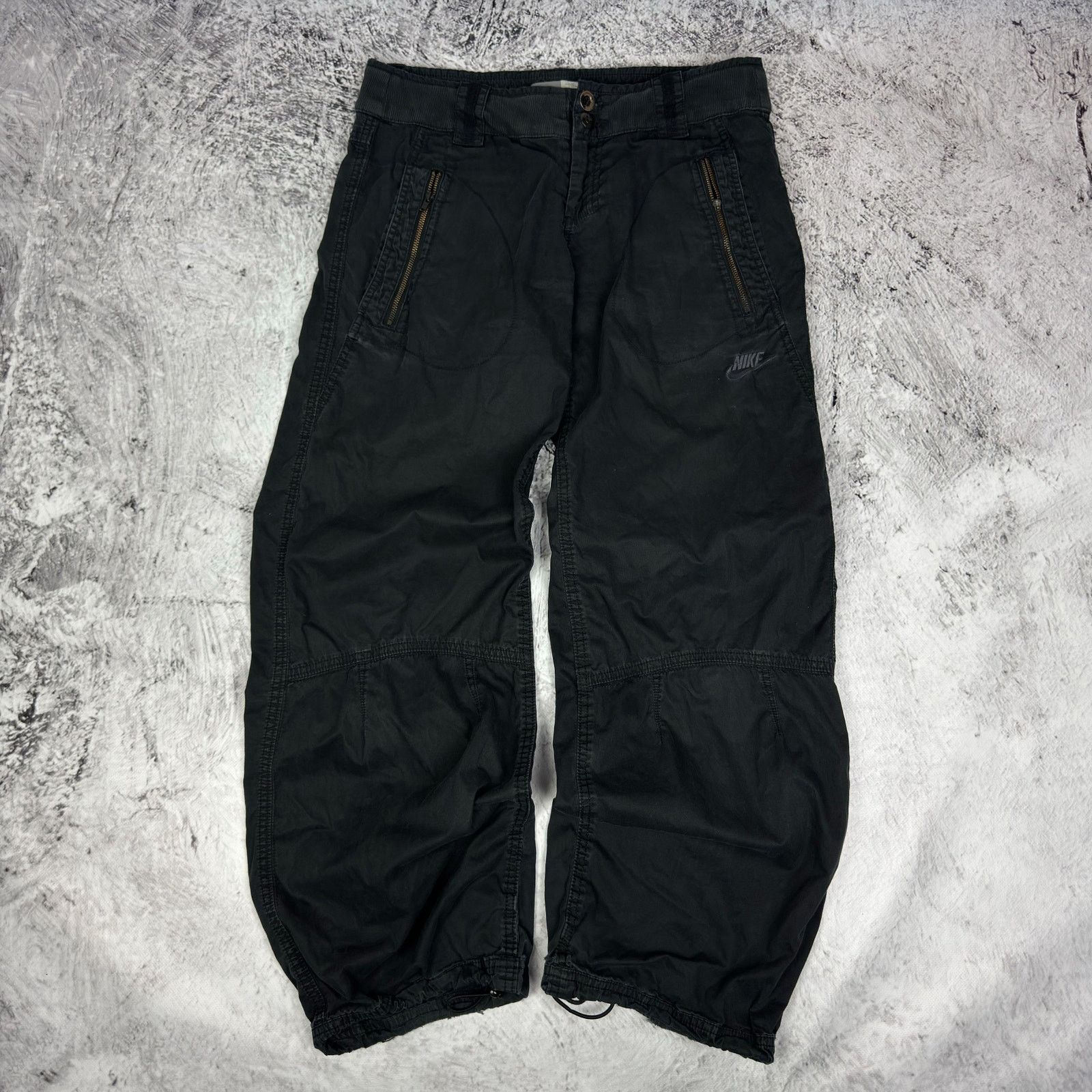 Nike Nike Sportswear Women's Black Spellout Straight Leg Pants Size 30" / US 8 / IT 44 - 1 Thumbnail