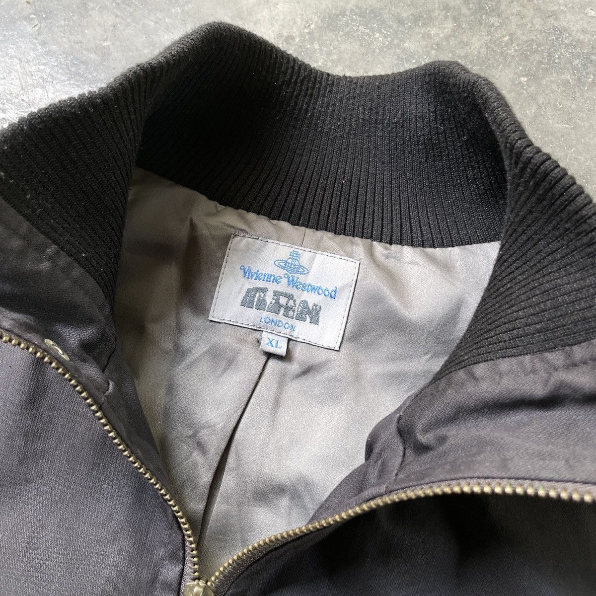 Vivienne Westwood Vivienne westwood bomber jacket Size US L / EU 52-54 / 3 - 3 Thumbnail