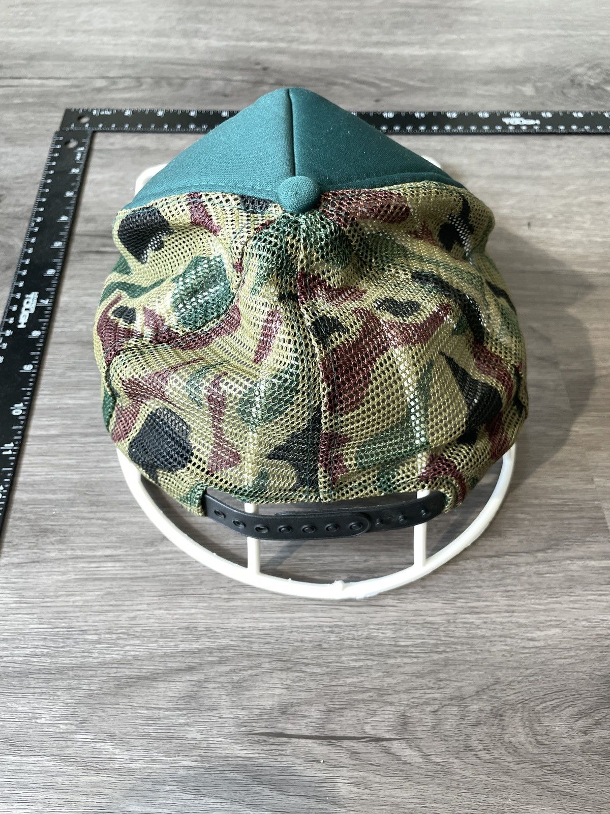 Vintage VTG “Hooked on Alaska Fishing” Camo Snap Back Hat (Sz.OS) Size ONE SIZE - 3 Thumbnail