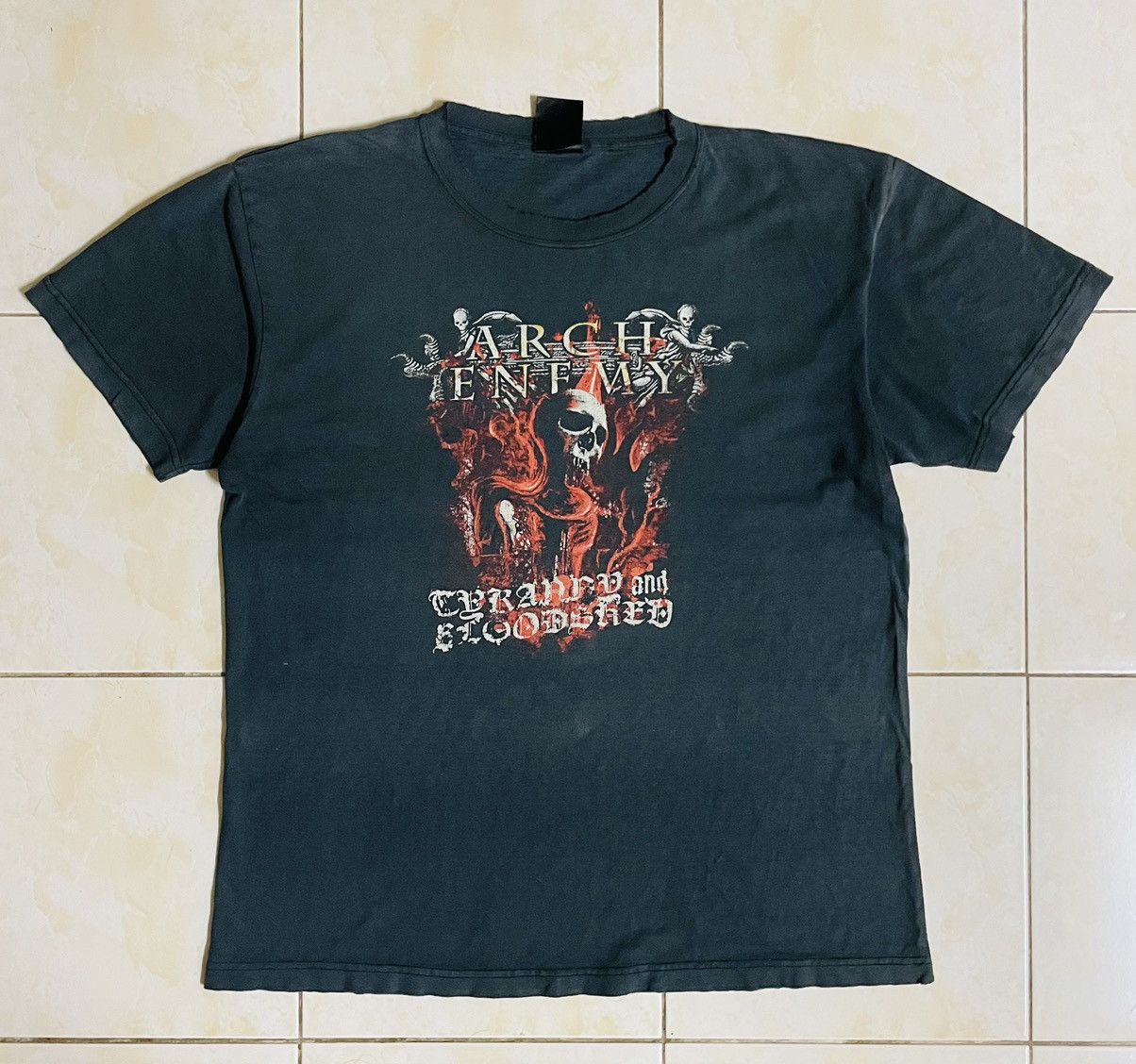 Band Tees VINTAGE ARCH ENEMY TOUR SHIRTS Size US XL / EU 56 / 4 - 2 Thumbnail