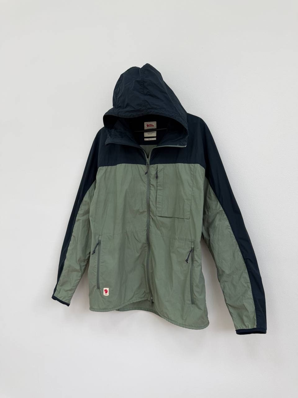 Fjallraven Fjall Raven High Coast Windbreaker Men's Jacket Size US L / EU 52-54 / 3 - 3 Thumbnail