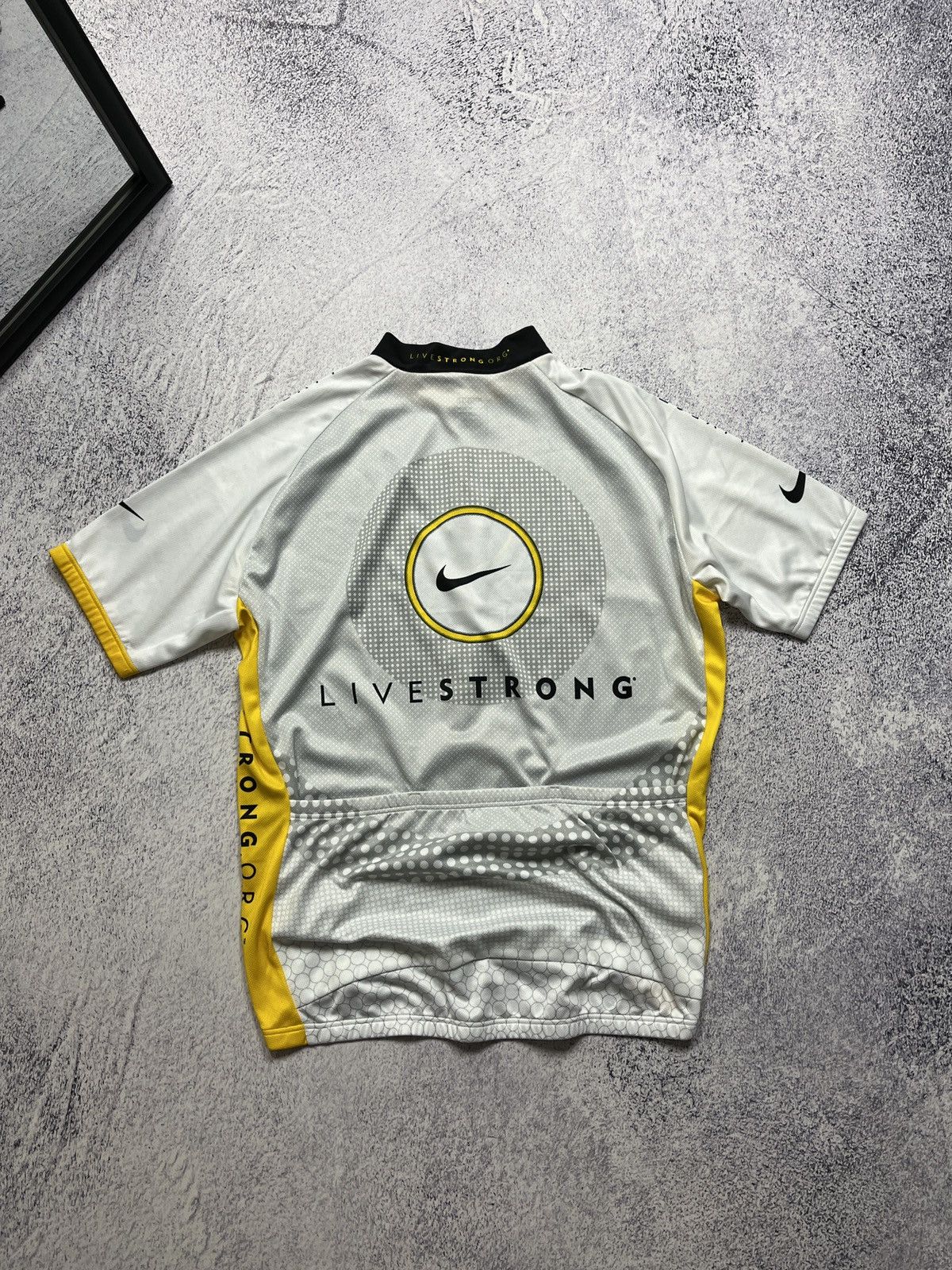 Nike Nike Live Strong Cycling Jersey Unity Is Strength Sportswear Size US L / EU 52-54 / 3 - 5 Thumbnail