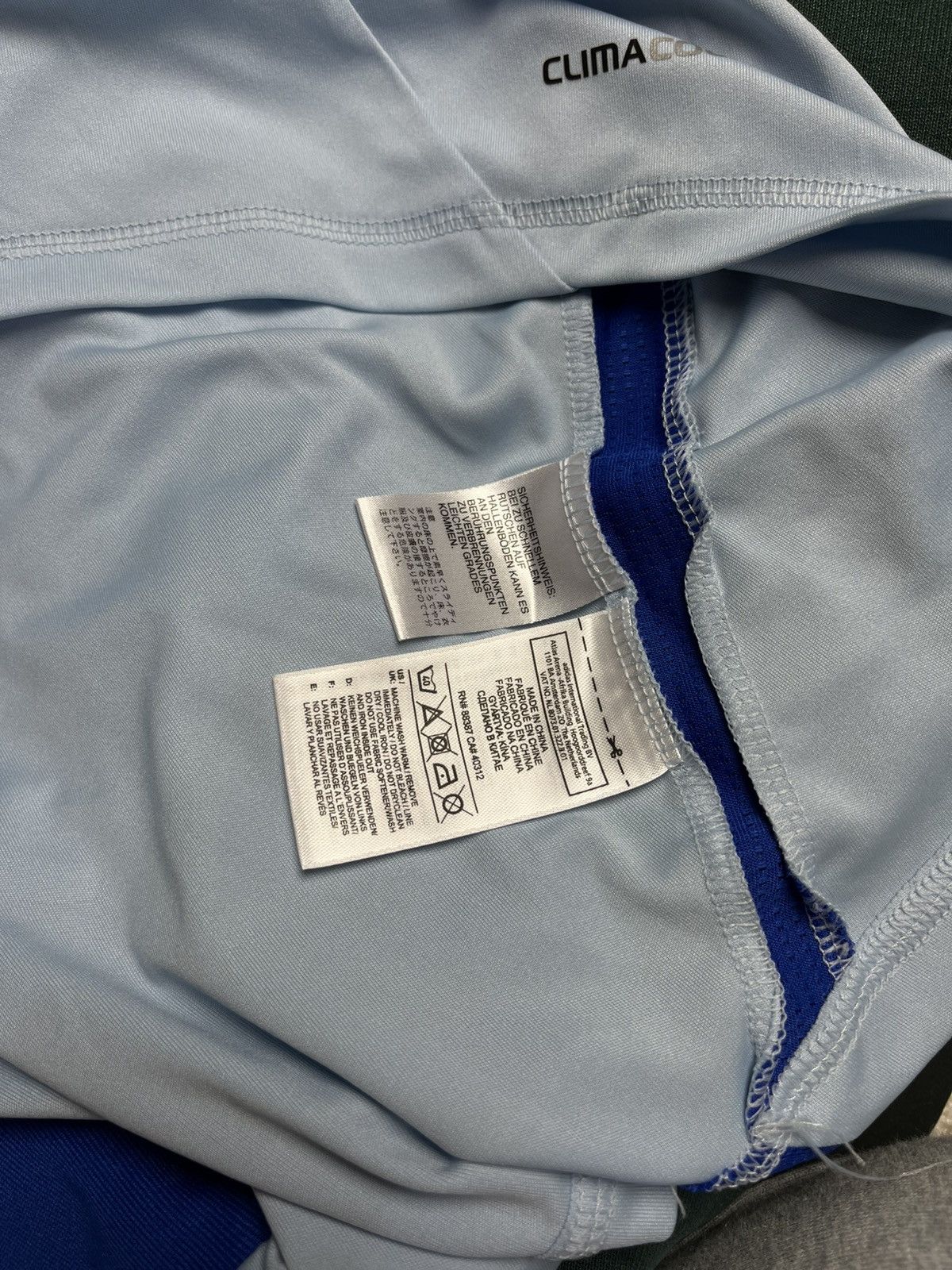 Adidas 🌐ADIDAS SCHALKE 04 VINTAGE FOOTBALL JERSEY BINA 2011 Size US XL / EU 56 / 4 - 4 Thumbnail