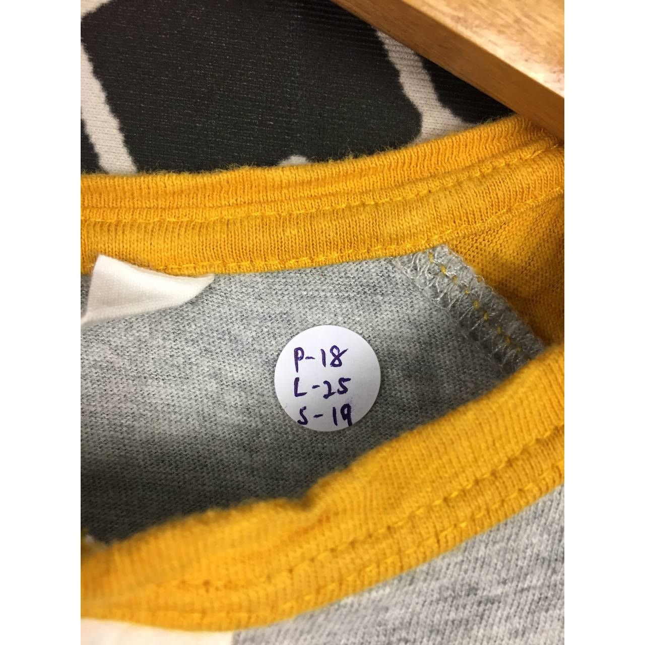 Gap × Vintage GAP Striped Sleeve Henley Neck Longsleeve Tee Youth XXL Size US S / EU 44-46 / 1 - 13 Thumbnail