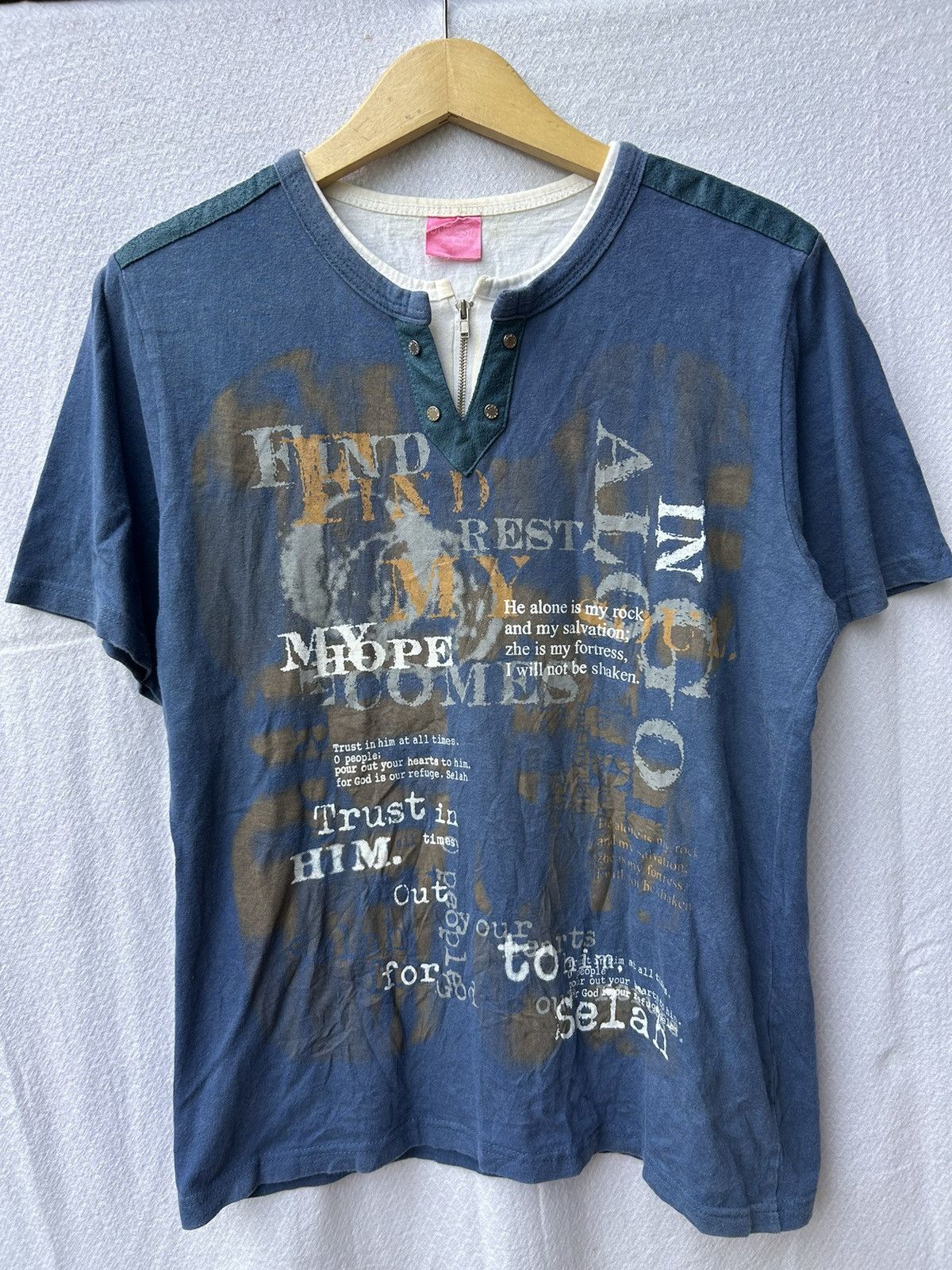 Hysteric Glamour 💸BINDINGOFFER💸Halfzip style japanese poem double layers tees Size US M / EU 48-50 / 2 - 1 Thumbnail