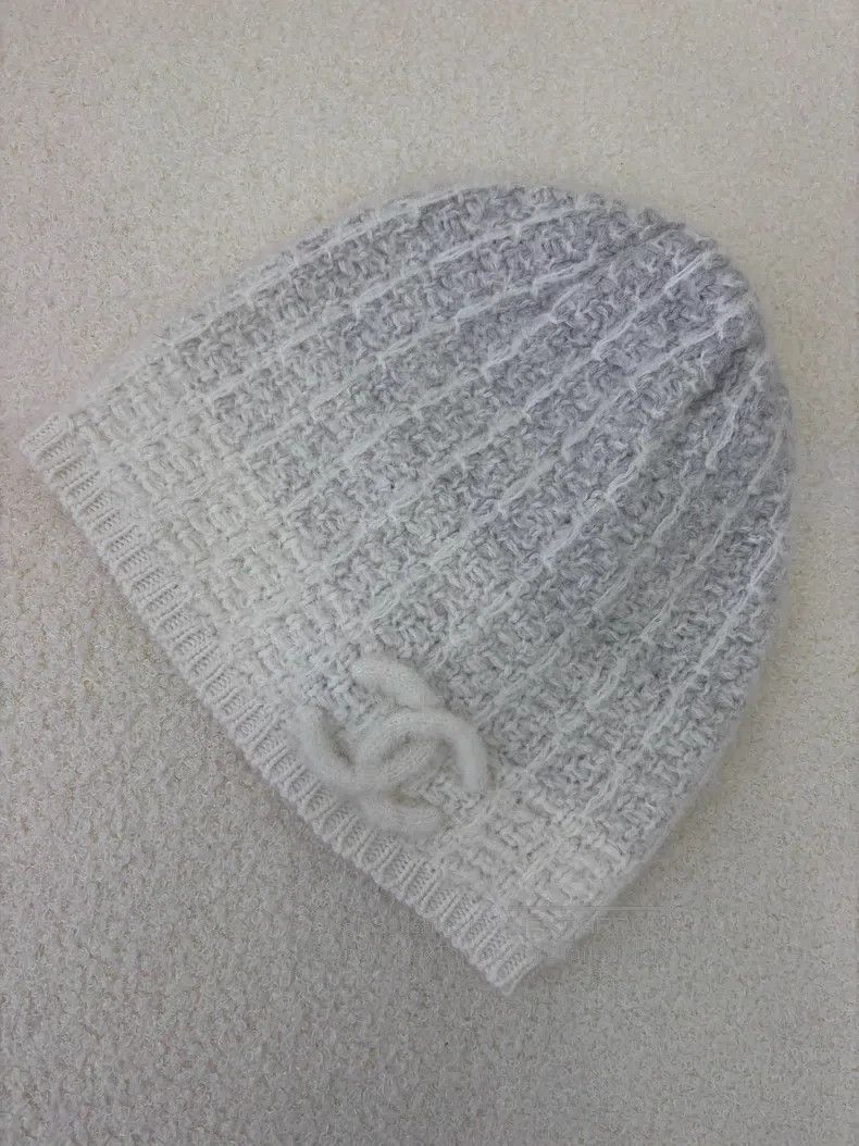 Chanel Chanel Handicraft Workshop Series Gray Gradient Knitted Co Size ONE SIZE - 1 Thumbnail