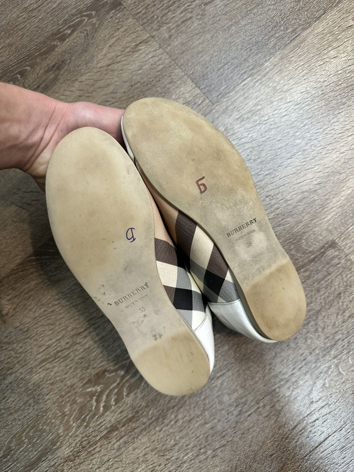 Burberry Burberry Check Pattern Ballet Flats Patent Leather Size US 5 / IT 35 - 7 Thumbnail