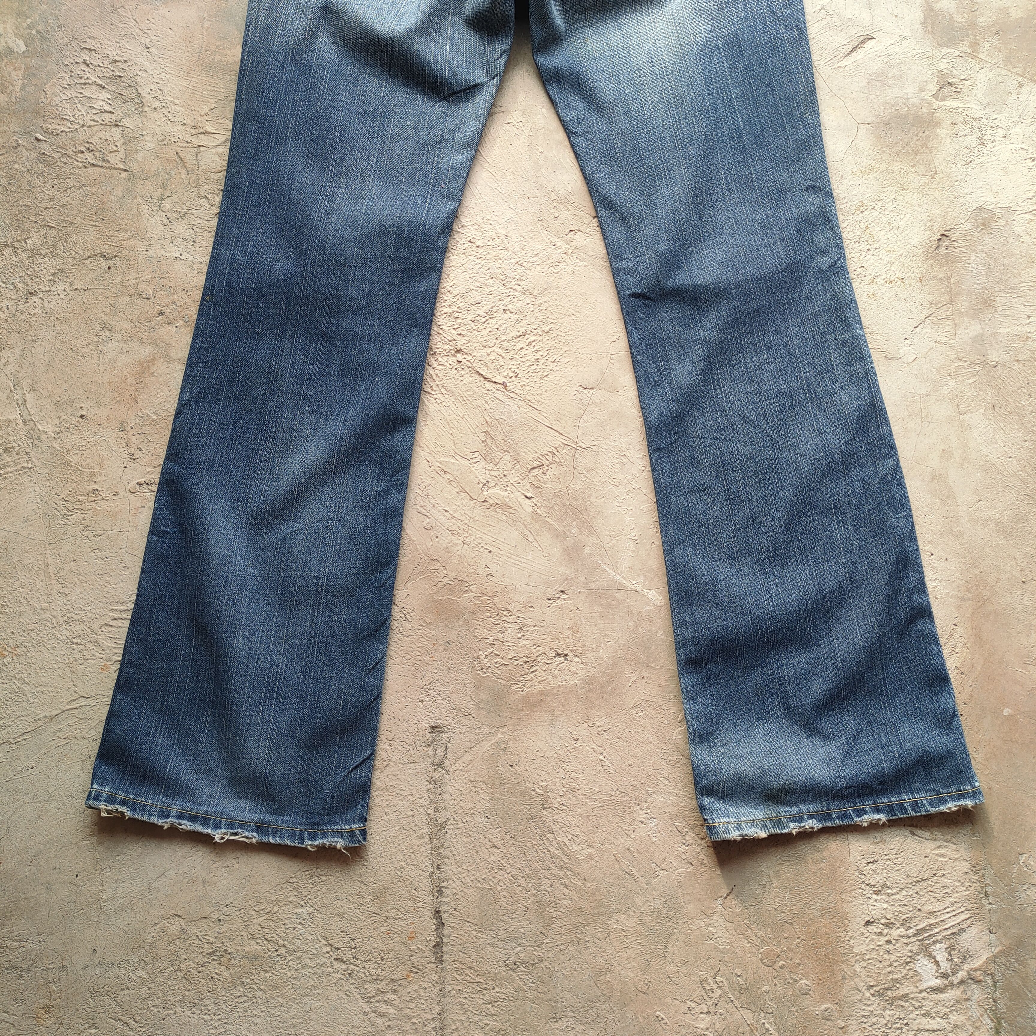Levi's Vintage Clothing VINTAGE LEVI'S 517 RUSTY FLARE DISTRESSED FADED JEANS PANTS Size US 31 - 11 Thumbnail