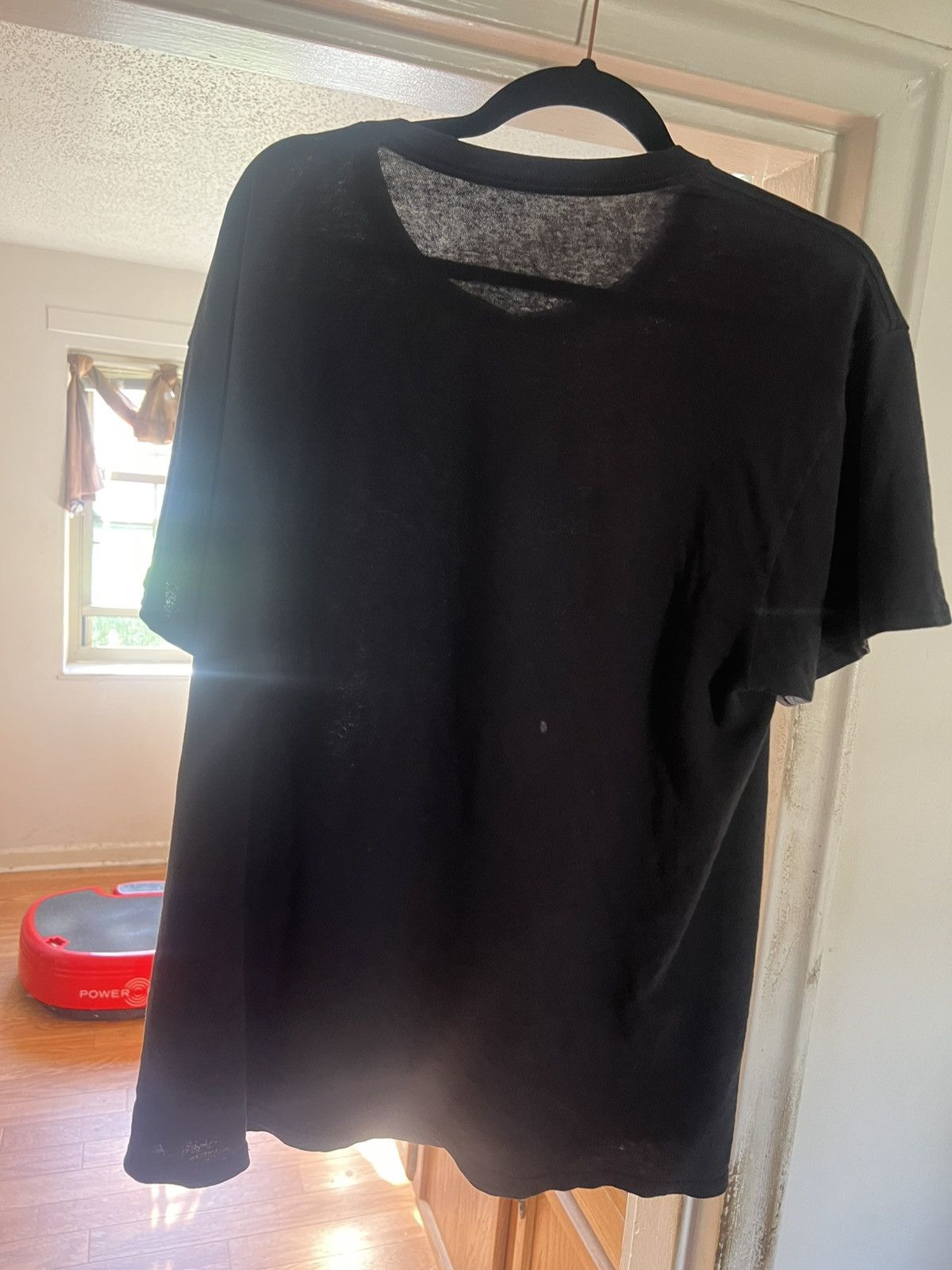 Other Vintage Tupac Shakur 2Pac Middle Finger shirt black large Size US L / EU 52-54 / 3 - 3 Thumbnail