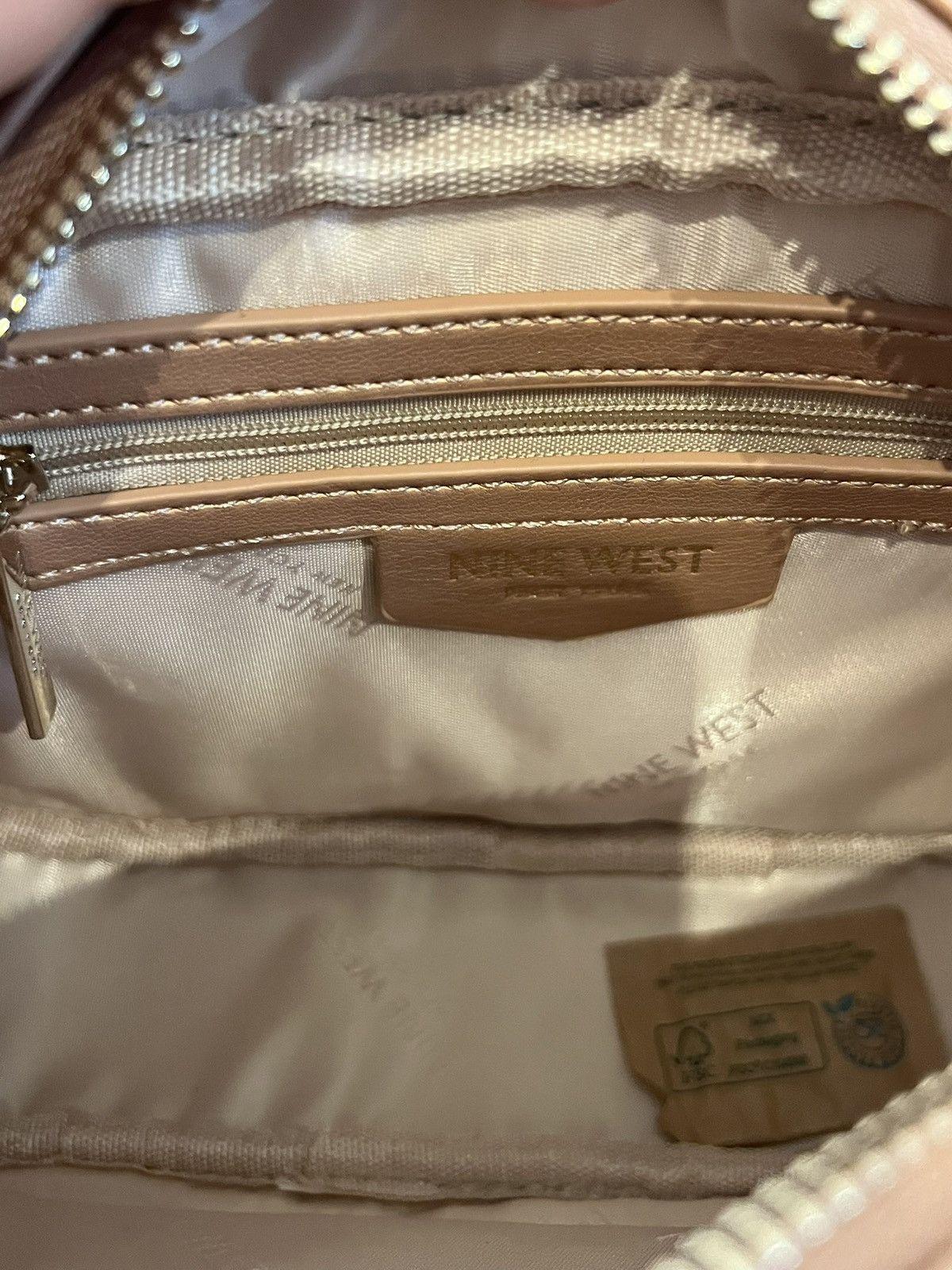 Nine West NINE WEST Size ONE SIZE - 6 Thumbnail