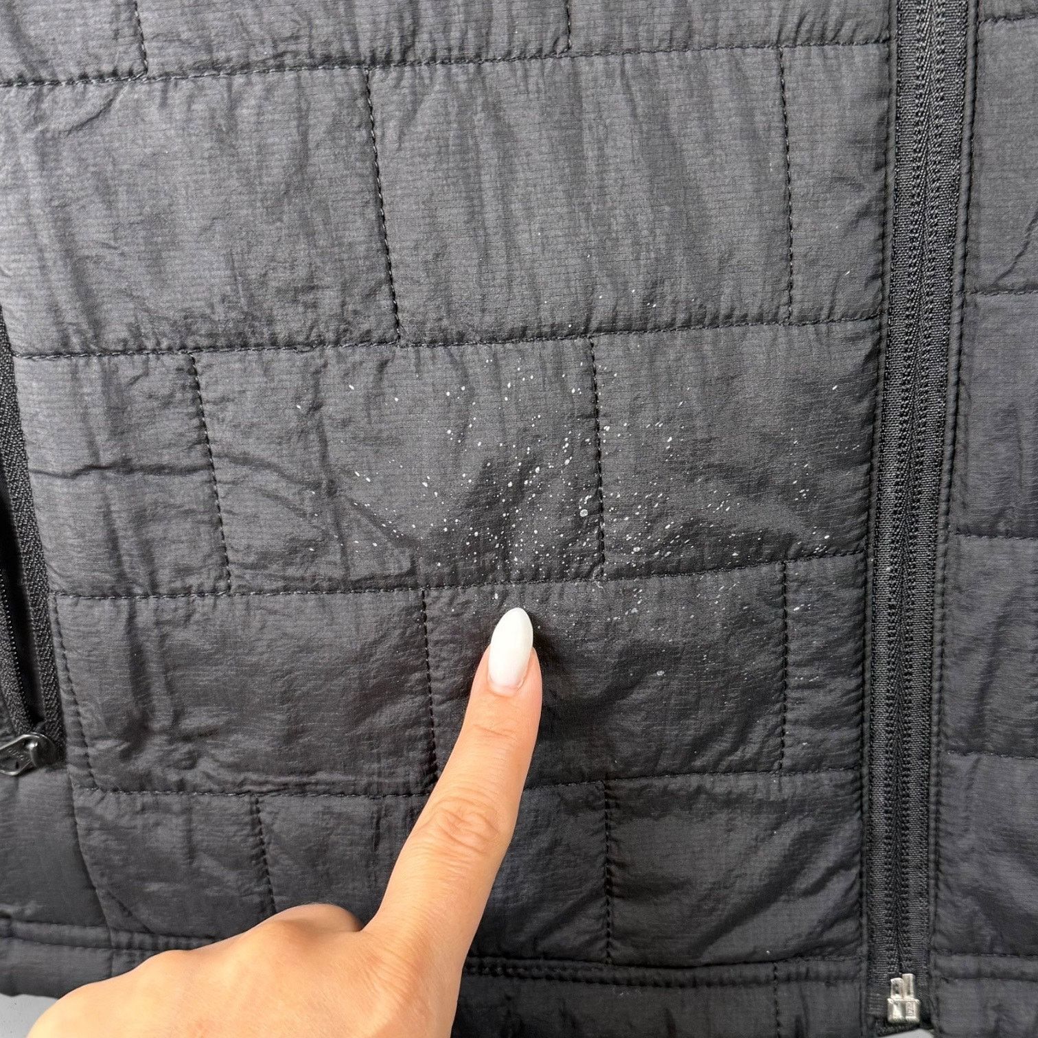 Abercrombie & Fitch Abercrombie & Fitch Men's S Full Zip Quilted Vest STAINED! Size US S / EU 44-46 / 1 - 5 Thumbnail