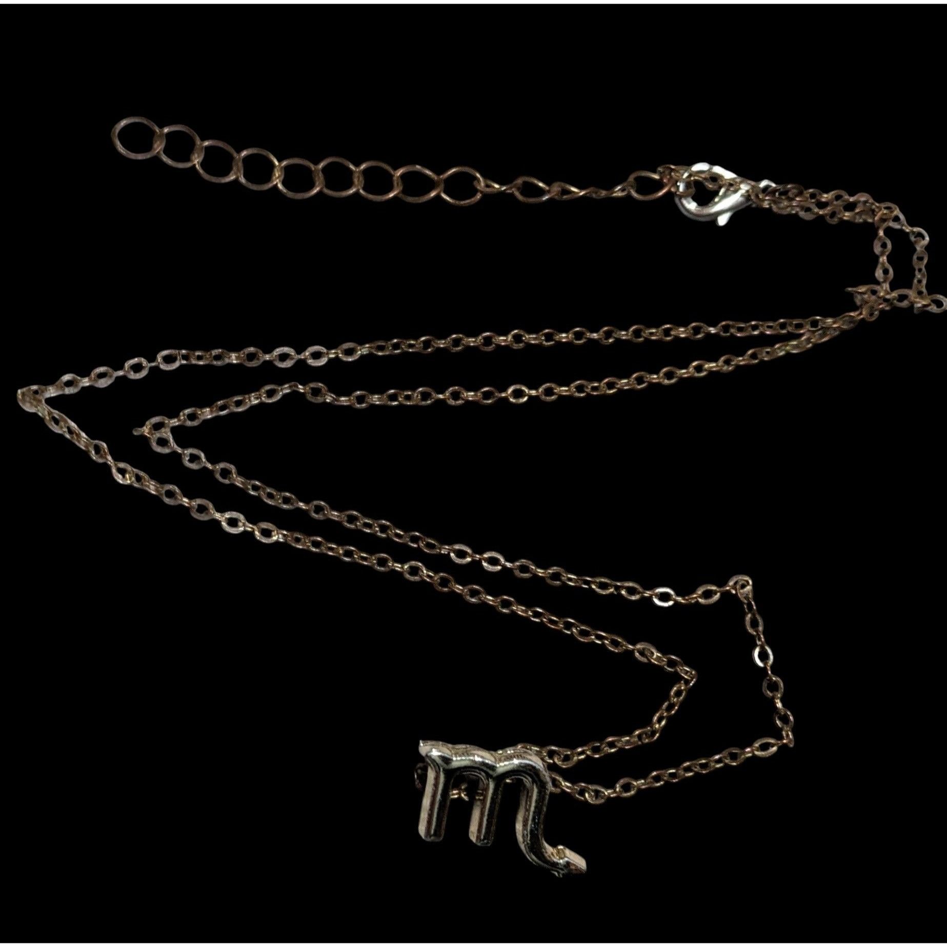 Other Minimalist Scorpio Zodiac Gold Tone Pendant Necklace Size ONE SIZE - 2 Thumbnail